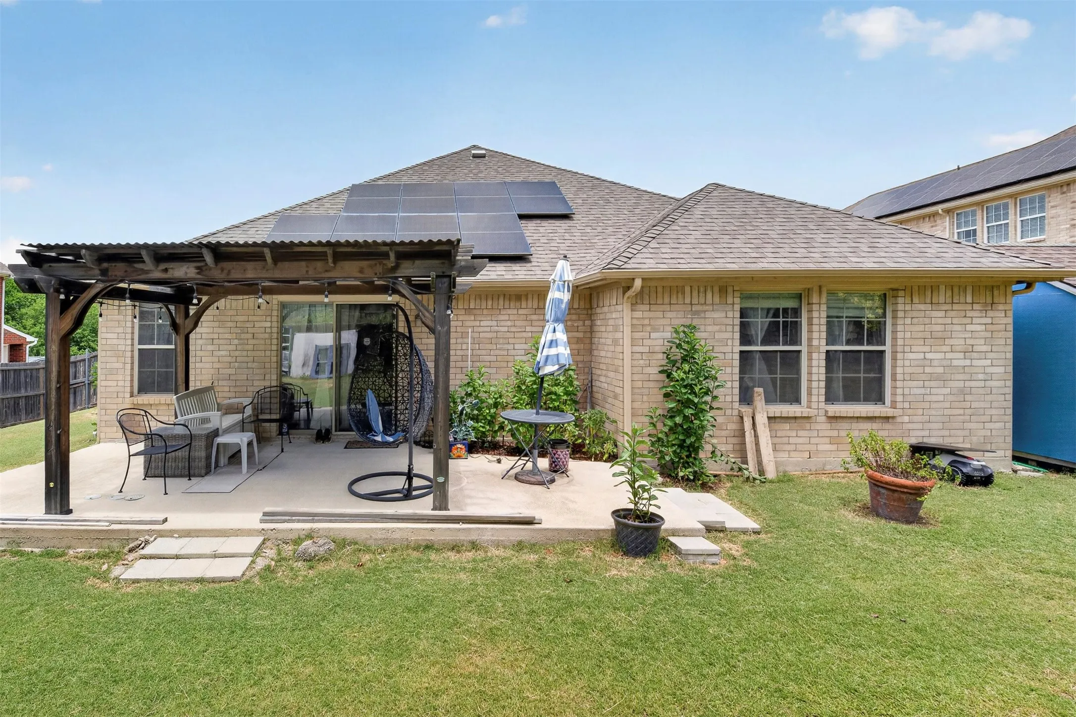 Single Family Residence For Sale in Dallas County , 119 Matamoros Street, Grand Prairie, Texas 75051, 4 Bedroom, 2 Bathroom, 2 Garage spaces, 1,920 Sqft, built in 2007, mls#21335213, Real Estate Agent in Grand Prairie, Homes For Sale in Dallas county, Homes For Sale in Grand Prairie, Realtor in Grand Prairie Texas, Real Estate Brokerage Independent Realty Texas, Luminita Cordes Realtor