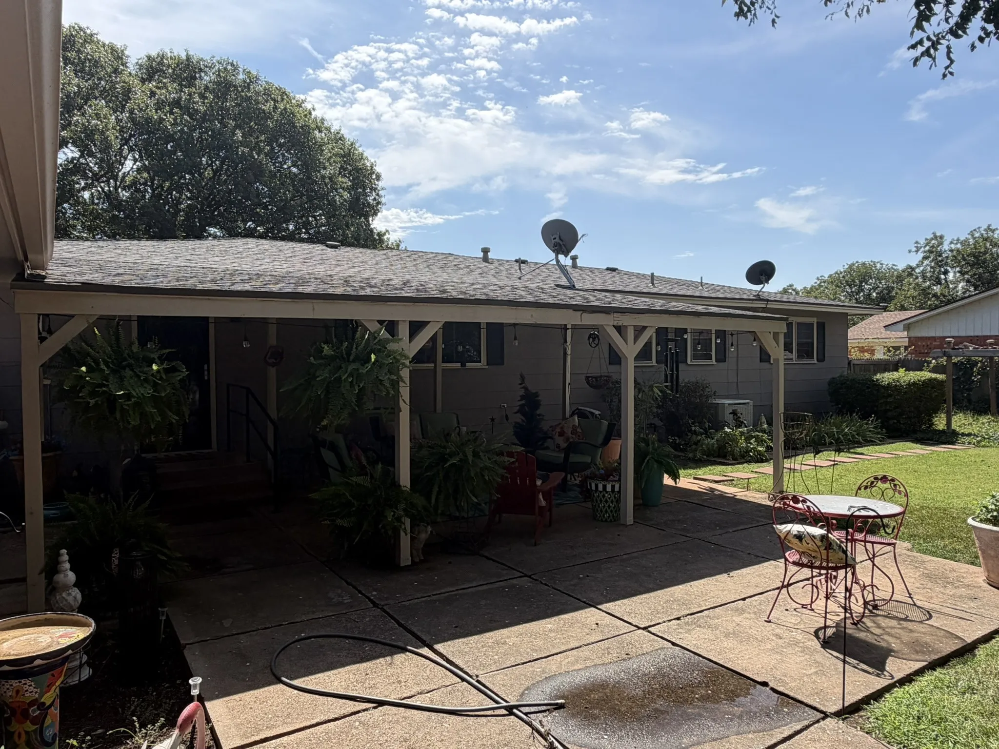 Single Family Residence For Sale in Hall County , 1209 N 17th Street, Memphis, Texas 79245, 3 Bedroom, 2 Bathroom, 2 Garage spaces, 1,666 Sqft, built in 1962, mls#21350742, Real Estate Agent in Memphis, Homes For Sale in Hall county, Homes For Sale in Memphis, Realtor in Memphis Texas, Real Estate Brokerage Independent Realty Texas, Luminita Cordes Realtor