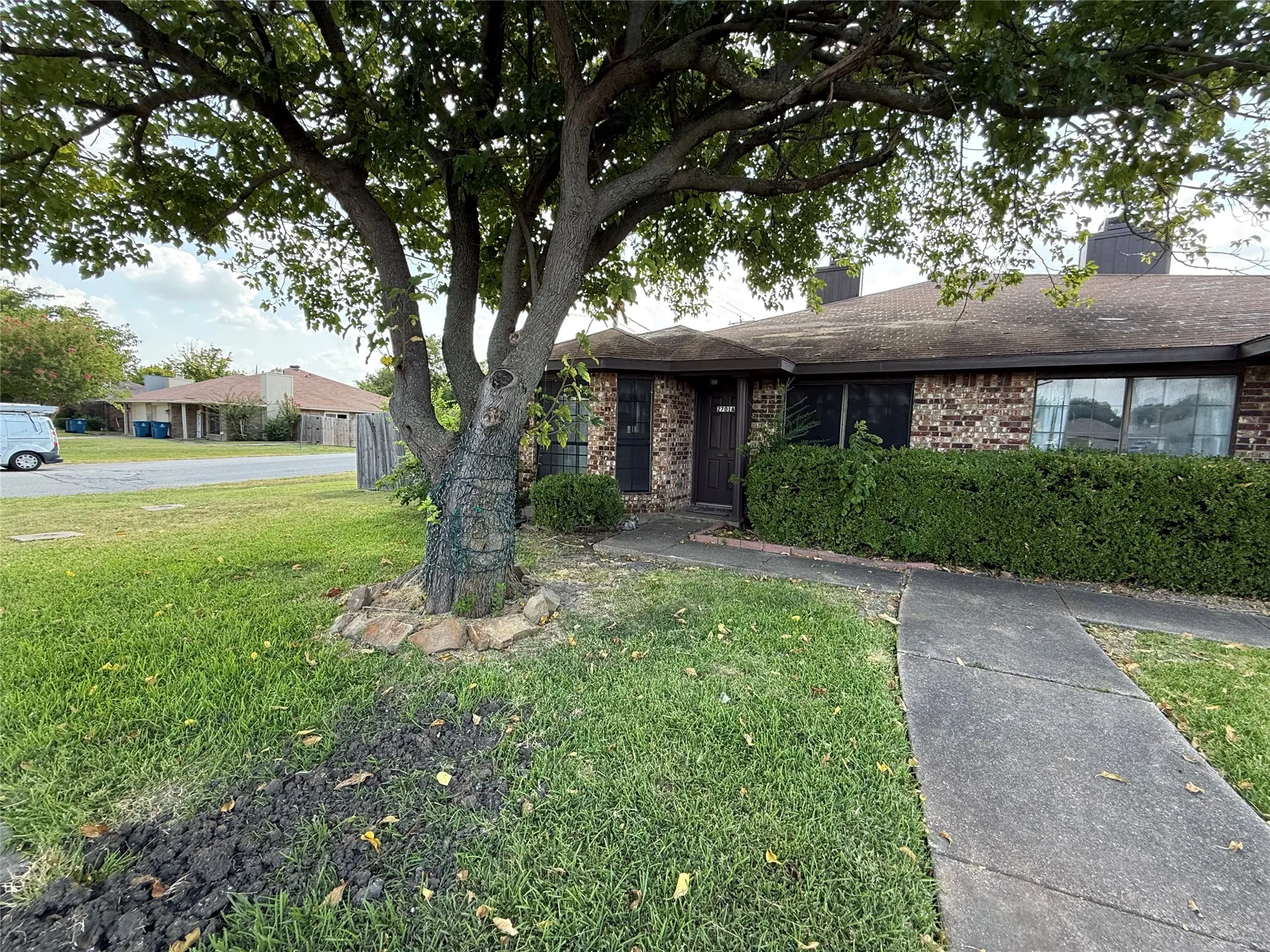 Duplex For Rent in Dallas County , 2701 Stanford Street A, Rowlett, Texas 75088, 2 Bedroom, 2 Bathroom, 1 Garage spaces, 1,005 Sqft, built in 1985, mls#21351869, Real Estate Agent in Rowlett, Homes For Rent in Dallas county, Homes For Rent in Rowlett, Realtor in Rowlett Texas, Real Estate Brokerage Independent Realty Texas, Luminita Cordes Realtor