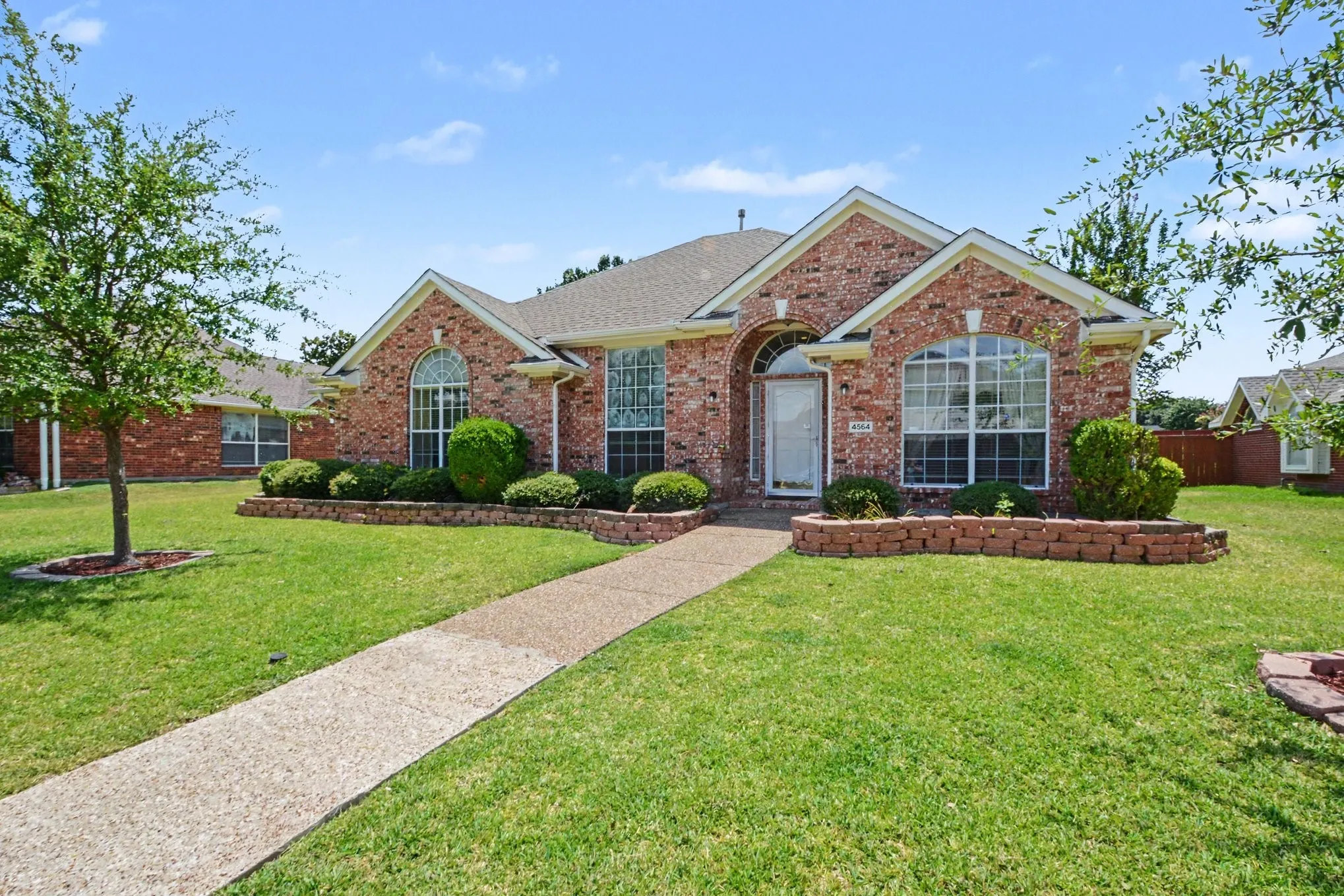 Single Family Residence For Rent