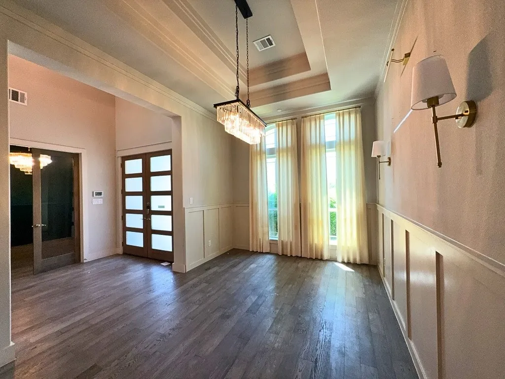 Formal dining room