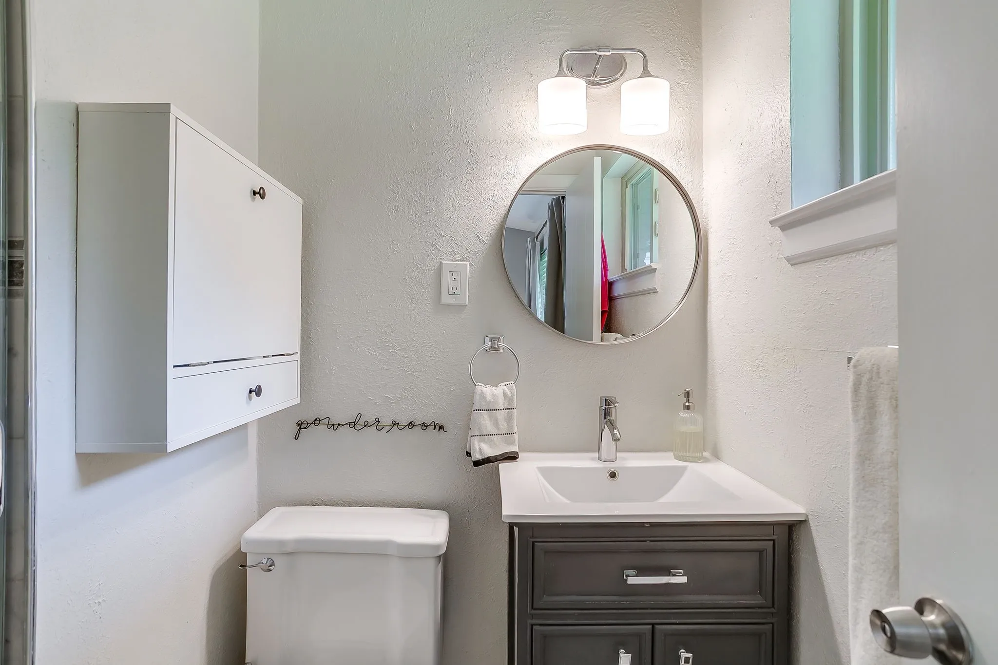 Single Family Residence For Sale in Tarrant County , 7112 Culver Avenue, Fort Worth, Texas 76116, 3 Bedroom, 2 Bathroom, 2 Garage spaces, 1,470 Sqft, built in 1958, mls#21351871, Real Estate Agent in Fort Worth, Homes For Sale in Tarrant county, Homes For Sale in Fort Worth, Realtor in Fort Worth Texas, Real Estate Brokerage Independent Realty Texas, Luminita Cordes Realtor