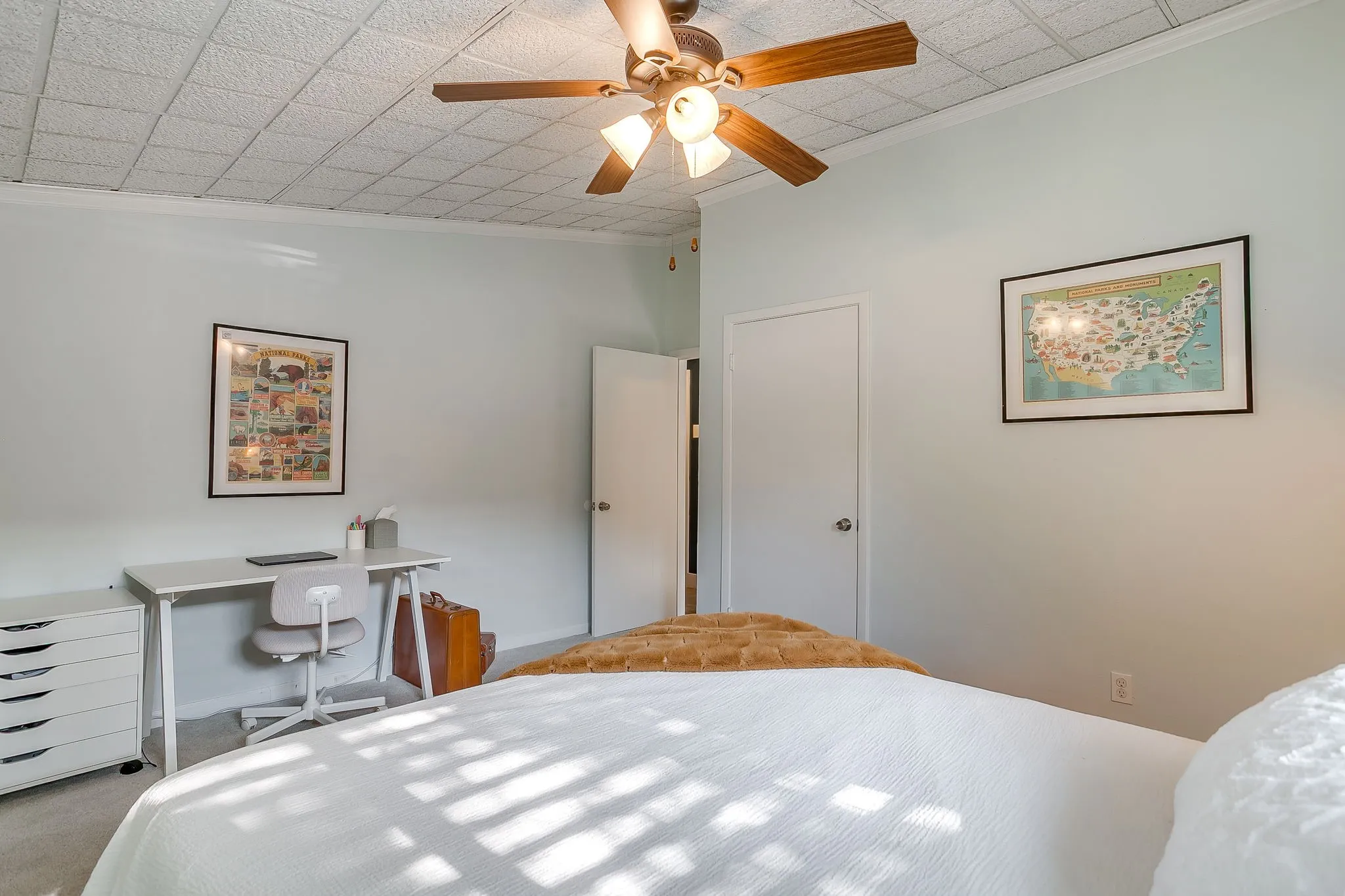 Single Family Residence For Sale in Tarrant County , 7112 Culver Avenue, Fort Worth, Texas 76116, 3 Bedroom, 2 Bathroom, 2 Garage spaces, 1,470 Sqft, built in 1958, mls#21351871, Real Estate Agent in Fort Worth, Homes For Sale in Tarrant county, Homes For Sale in Fort Worth, Realtor in Fort Worth Texas, Real Estate Brokerage Independent Realty Texas, Luminita Cordes Realtor