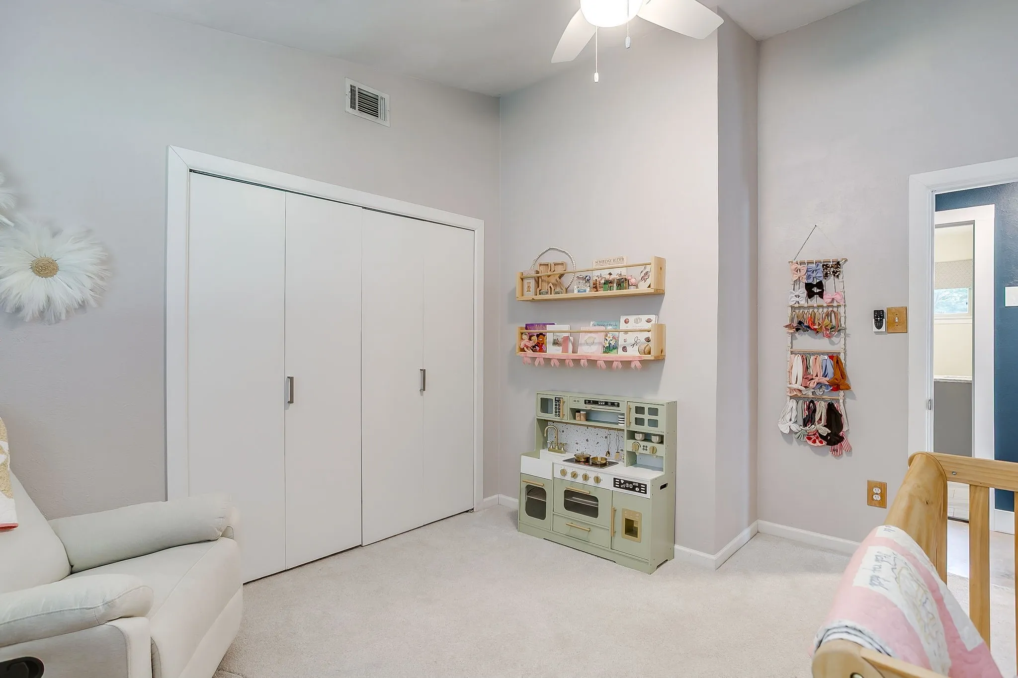 Single Family Residence For Sale in Tarrant County , 7112 Culver Avenue, Fort Worth, Texas 76116, 3 Bedroom, 2 Bathroom, 2 Garage spaces, 1,470 Sqft, built in 1958, mls#21351871, Real Estate Agent in Fort Worth, Homes For Sale in Tarrant county, Homes For Sale in Fort Worth, Realtor in Fort Worth Texas, Real Estate Brokerage Independent Realty Texas, Luminita Cordes Realtor