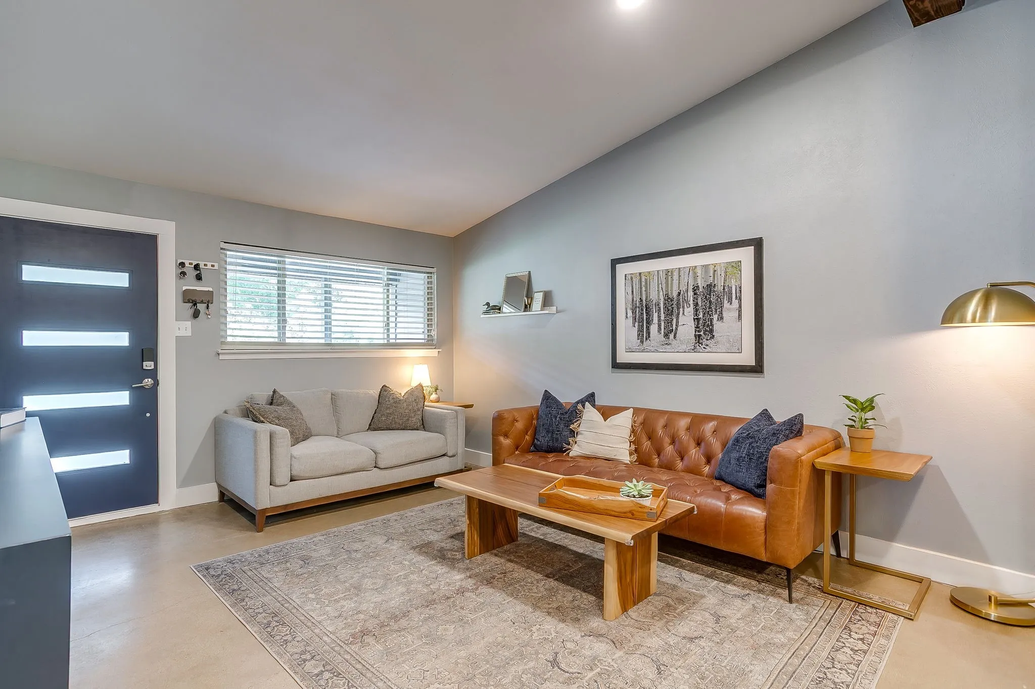 Single Family Residence For Sale in Tarrant County , 7112 Culver Avenue, Fort Worth, Texas 76116, 3 Bedroom, 2 Bathroom, 2 Garage spaces, 1,470 Sqft, built in 1958, mls#21351871, Real Estate Agent in Fort Worth, Homes For Sale in Tarrant county, Homes For Sale in Fort Worth, Realtor in Fort Worth Texas, Real Estate Brokerage Independent Realty Texas, Luminita Cordes Realtor