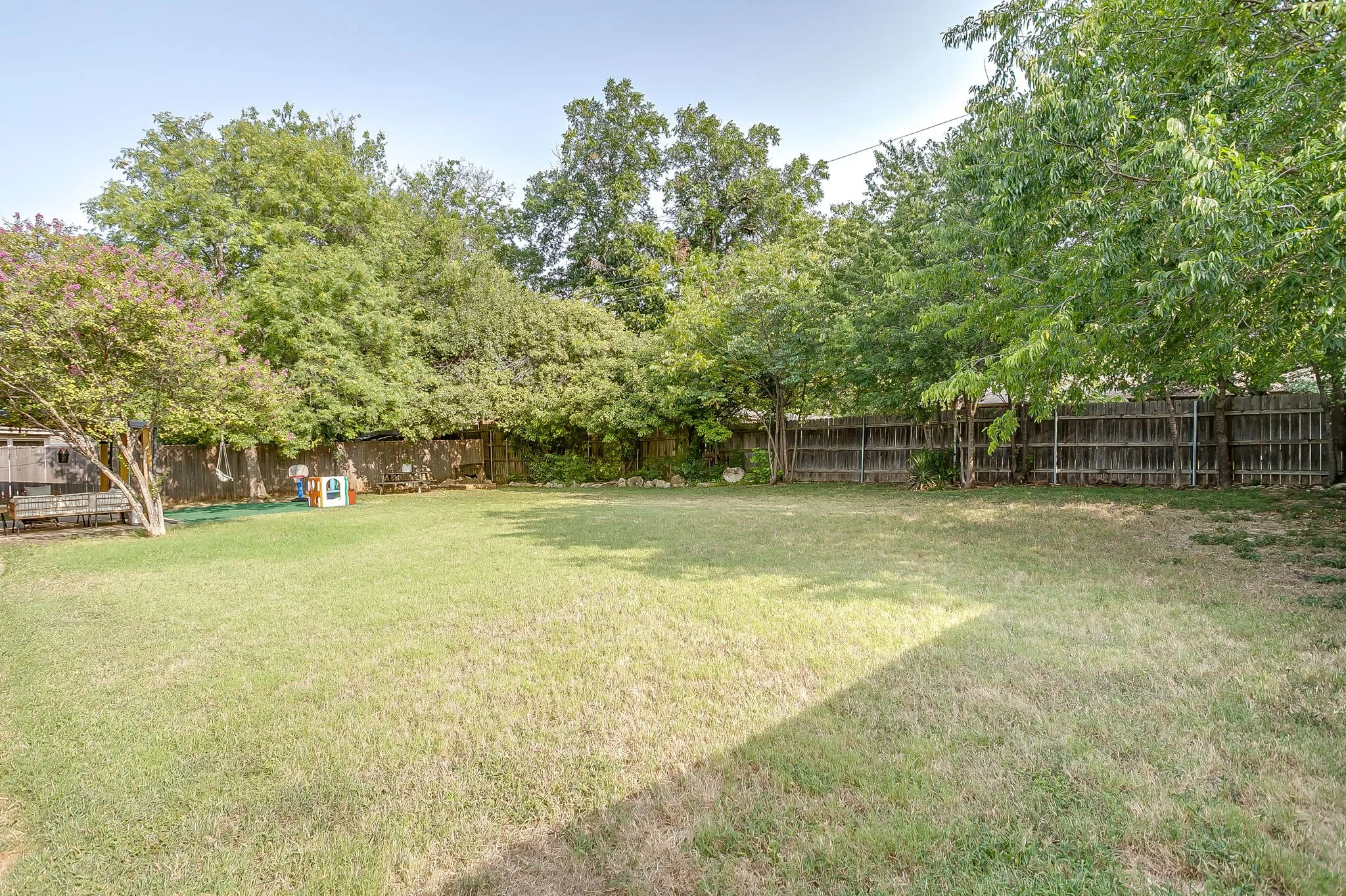 Single Family Residence For Sale in Tarrant County , 7112 Culver Avenue, Fort Worth, Texas 76116, 3 Bedroom, 2 Bathroom, 2 Garage spaces, 1,470 Sqft, built in 1958, mls#21351871, Real Estate Agent in Fort Worth, Homes For Sale in Tarrant county, Homes For Sale in Fort Worth, Realtor in Fort Worth Texas, Real Estate Brokerage Independent Realty Texas, Luminita Cordes Realtor