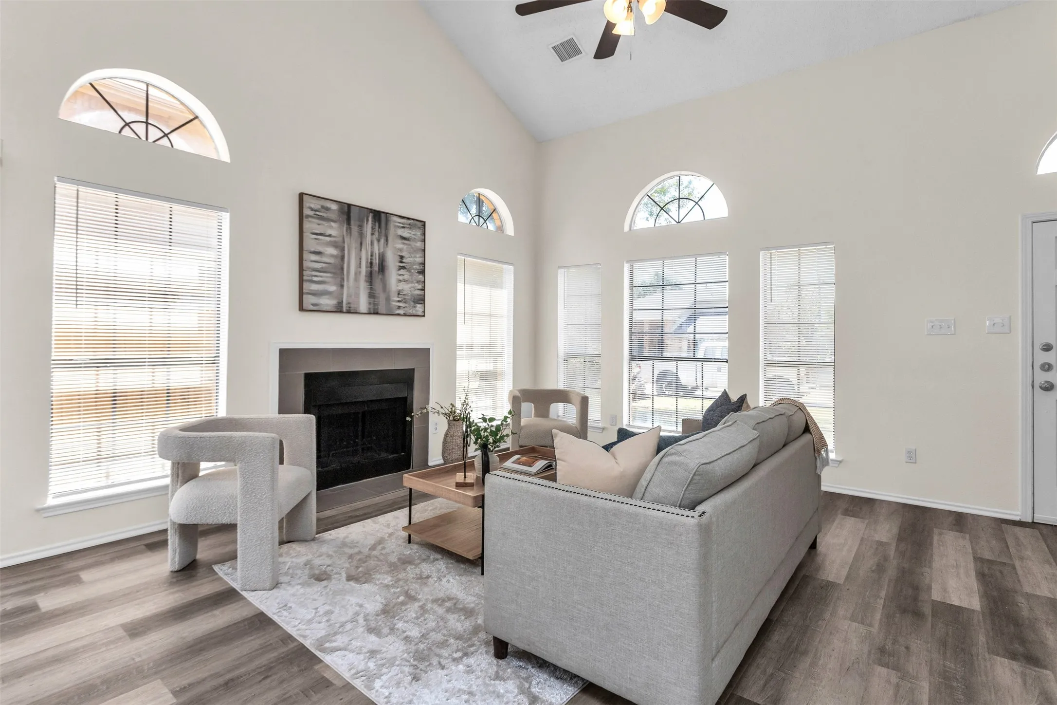 Gorgeous soaring ceilings