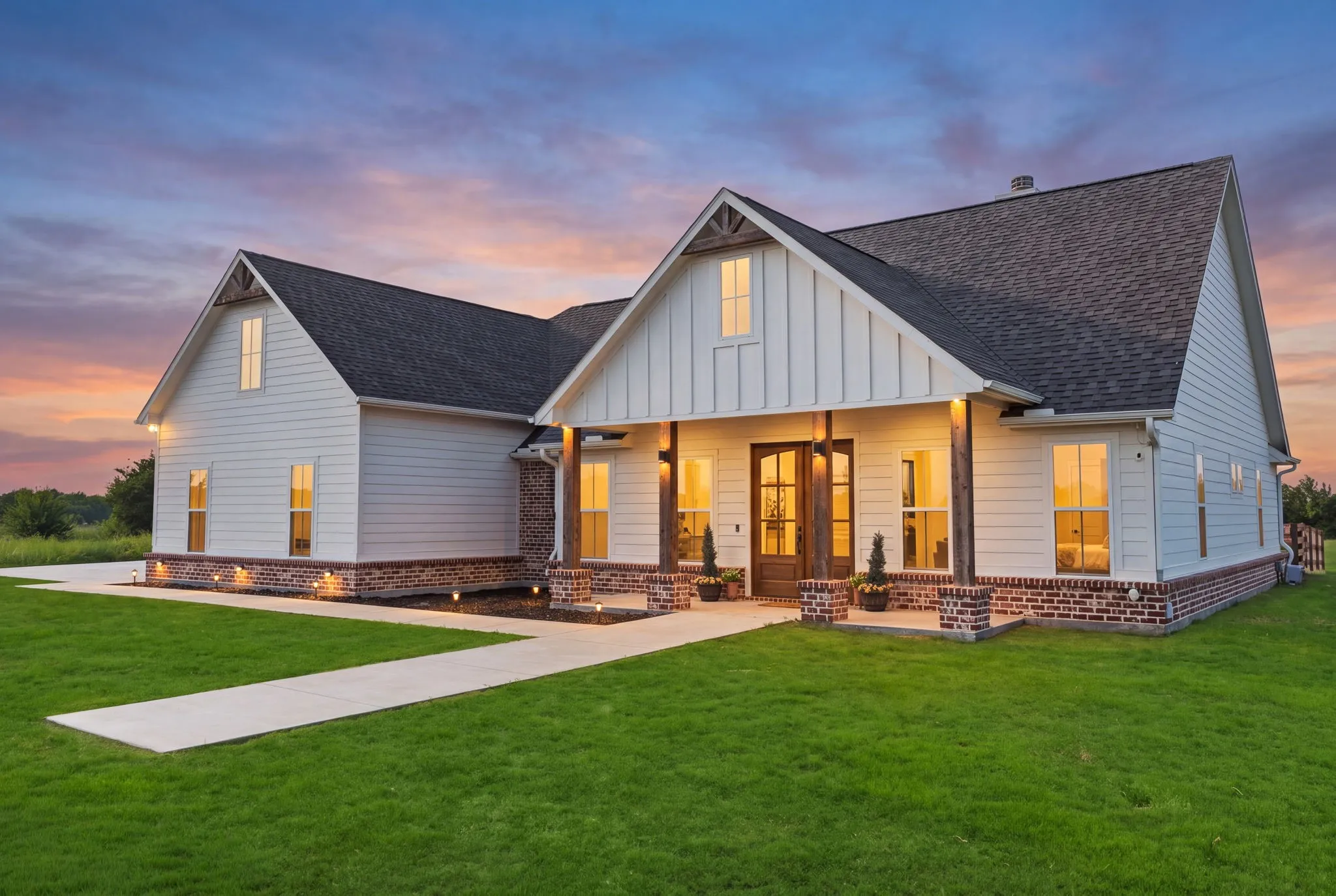 Single Family Residence For Sale in Hunt County , 5692 County Road 1093, Celeste, Texas 75423, 3 Bedroom, 2 Bathroom, 2 Garage spaces, 2,250 Sqft, built in 2022, mls#21351812, Real Estate Agent in Celeste, Homes For Sale in Hunt county, Homes For Sale in Celeste, Realtor in Celeste Texas, Real Estate Brokerage Independent Realty Texas, Luminita Cordes Realtor