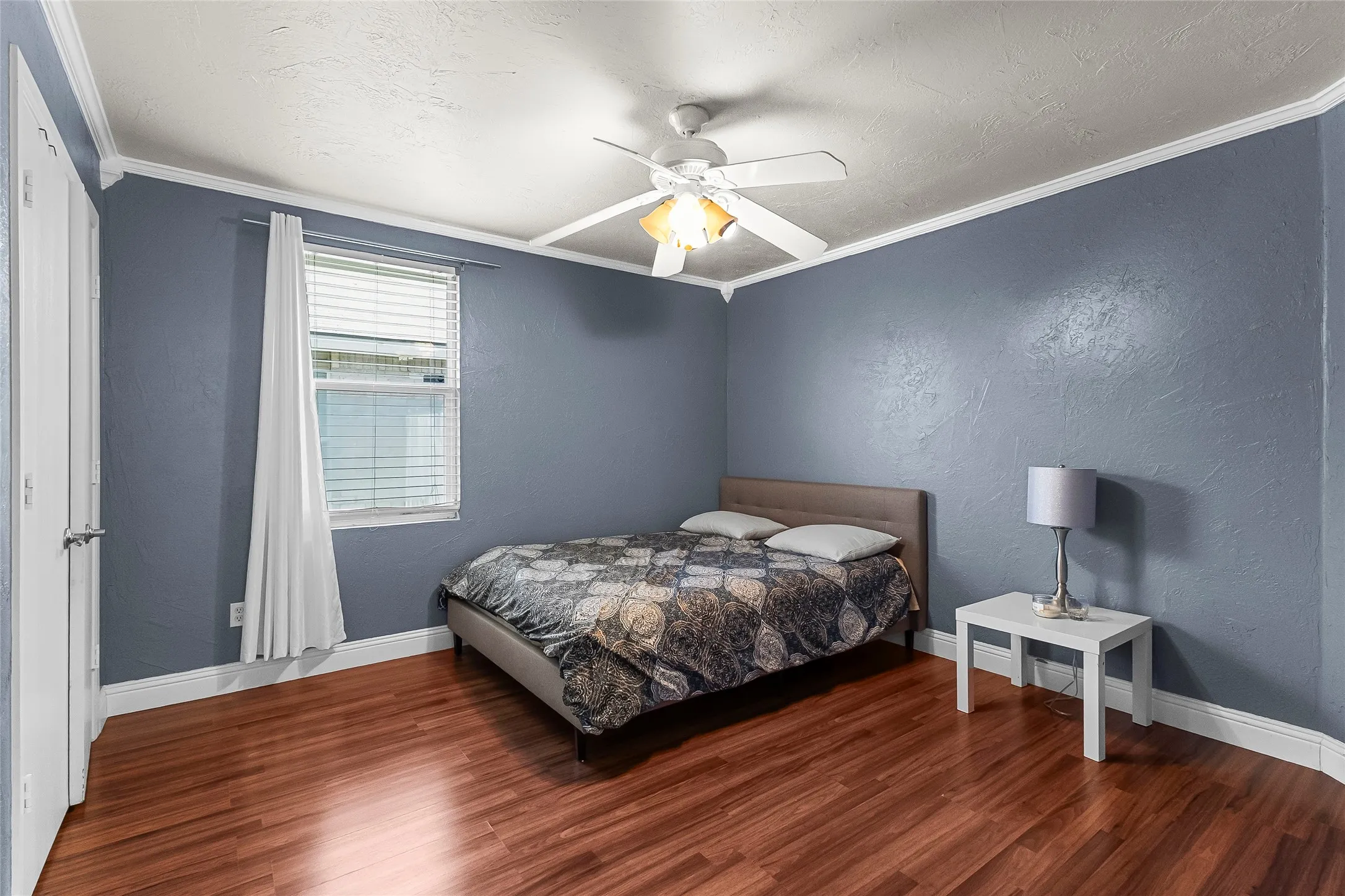 Single Family Residence For Sale in Tarrant County , 9121 Riding Stable Lane, Fort Worth, Texas 76123, 3 Bedroom, 2 Bathroom, 2 Garage spaces, 1,860 Sqft, built in 2004, mls#21351897, Real Estate Agent in Fort Worth, Homes For Sale in Tarrant county, Homes For Sale in Fort Worth, Realtor in Fort Worth Texas, Real Estate Brokerage Independent Realty Texas, Luminita Cordes Realtor