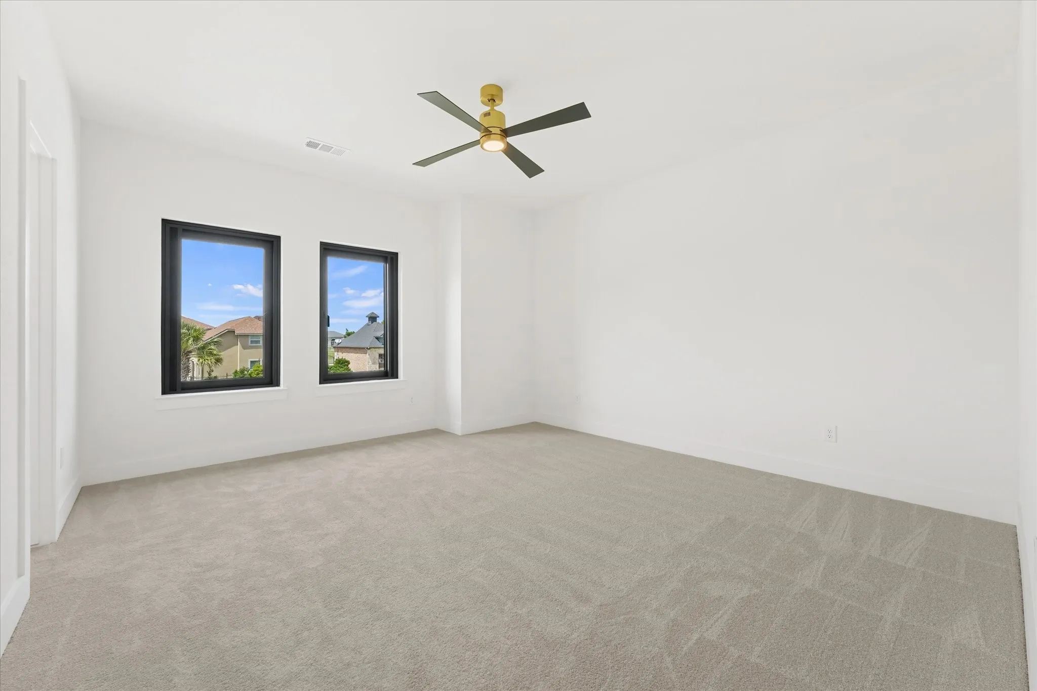 Single Family Residence For Sale in Dallas County , 1032 E Par View Circle, Grand Prairie, Texas 75104, 5 Bedroom, 5 Bathroom, 3 Garage spaces, 5,460 Sqft, built in 2026, mls#21348929, Real Estate Agent in Grand Prairie, Homes For Sale in Dallas county, Homes For Sale in Grand Prairie, Realtor in Grand Prairie Texas, Real Estate Brokerage Independent Realty Texas, Luminita Cordes Realtor