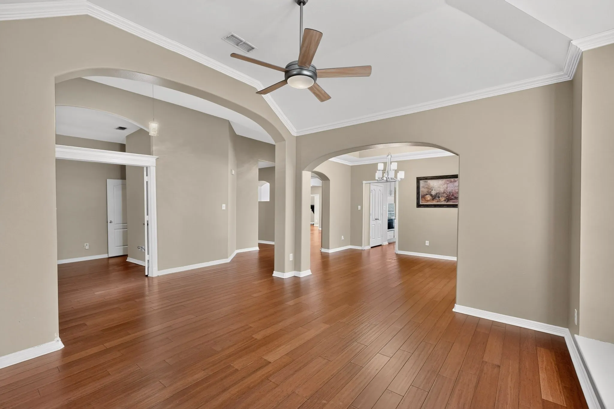 Single Family Residence For Rent in Tarrant County , 713 Mockingbird Court, Crowley, Texas 76036, 3 Bedroom, 3 Bathroom, 2 Garage spaces, 2,522 Sqft, built in 1996, mls#21349912, Real Estate Agent in Crowley, Homes For Rent in Tarrant county, Homes For Rent in Crowley, Realtor in Crowley Texas, Real Estate Brokerage Independent Realty Texas, Luminita Cordes Realtor