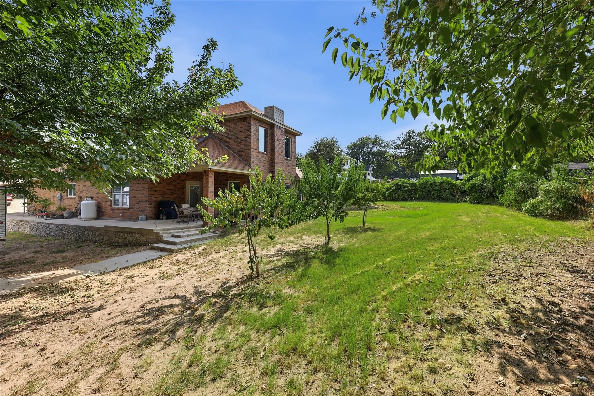 Single Family Residence For Sale in Tarrant County , 7200 Courtney Drive, Azle, Texas 76020, 3 Bedroom, 3 Bathroom, 2 Garage spaces, 2,952 Sqft, built in 2020, mls#21351898, Real Estate Agent in Azle, Homes For Sale in Tarrant county, Homes For Sale in Azle, Realtor in Azle Texas, Real Estate Brokerage Independent Realty Texas, Luminita Cordes Realtor