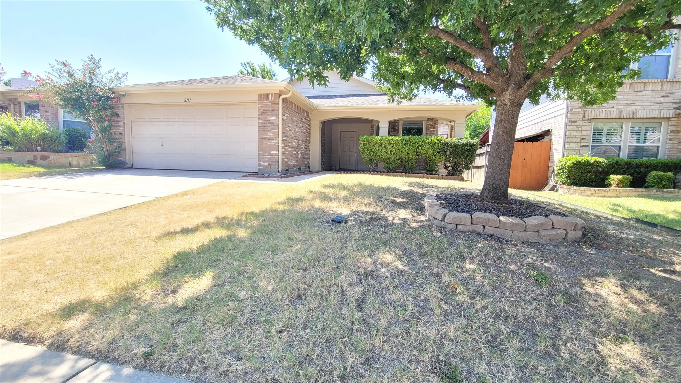 Single Family Residence For Rent in Collin County , 2717 Morningside Drive, Mc Kinney, Texas 75071, 3 Bedrooms, 2 Bathrooms, 2 Garage spaces, 1,611 Sqft, built in 2003, Price $1,975, mls#21348518, Real Estate Agent in Mc Kinney, Homes For Rent in Collin county, Homes For Rent in Mc Kinney, Realtor in Mc Kinney Texas, Real Estate Brokerage Independent Realty Texas, Luminita Cordes Realtor