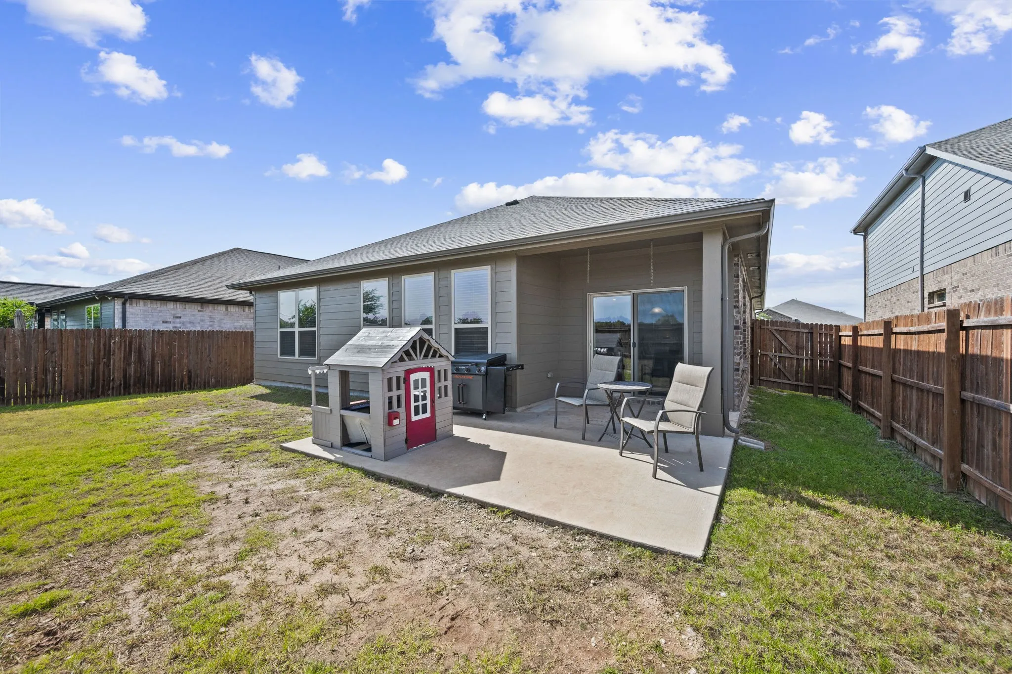 Single Family Residence For Sale in Tarrant County , 10628 High Ridge Lane, Fort Worth, Texas 76108, 3 Bedroom, 2 Bathroom, 2 Garage spaces, 1,786 Sqft, built in 2020, mls#21348765, Real Estate Agent in Fort Worth, Homes For Sale in Tarrant county, Homes For Sale in Fort Worth, Realtor in Fort Worth Texas, Real Estate Brokerage Independent Realty Texas, Luminita Cordes Realtor