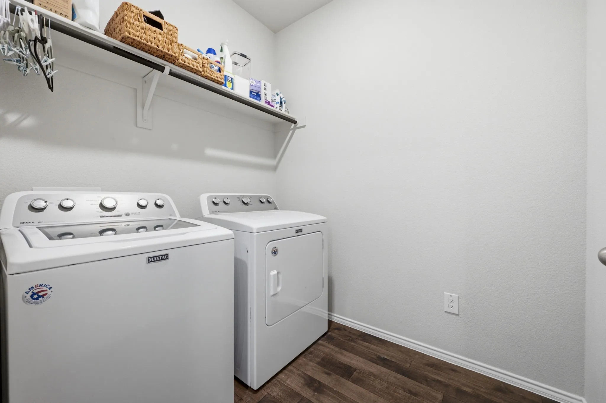 Single Family Residence For Sale in Tarrant County , 10628 High Ridge Lane, Fort Worth, Texas 76108, 3 Bedroom, 2 Bathroom, 2 Garage spaces, 1,786 Sqft, built in 2020, mls#21348765, Real Estate Agent in Fort Worth, Homes For Sale in Tarrant county, Homes For Sale in Fort Worth, Realtor in Fort Worth Texas, Real Estate Brokerage Independent Realty Texas, Luminita Cordes Realtor