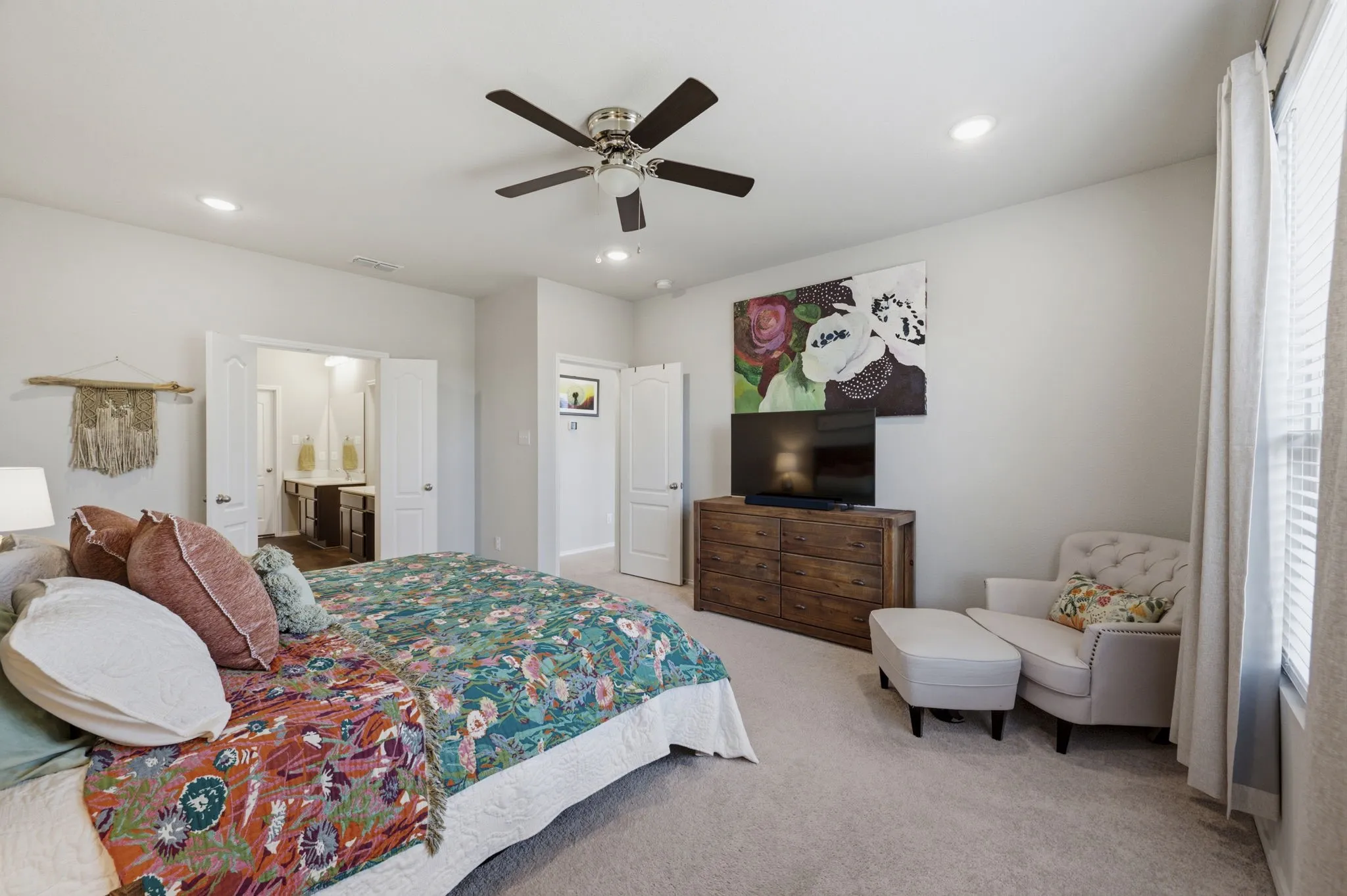 Single Family Residence For Sale in Tarrant County , 10628 High Ridge Lane, Fort Worth, Texas 76108, 3 Bedroom, 2 Bathroom, 2 Garage spaces, 1,786 Sqft, built in 2020, mls#21348765, Real Estate Agent in Fort Worth, Homes For Sale in Tarrant county, Homes For Sale in Fort Worth, Realtor in Fort Worth Texas, Real Estate Brokerage Independent Realty Texas, Luminita Cordes Realtor