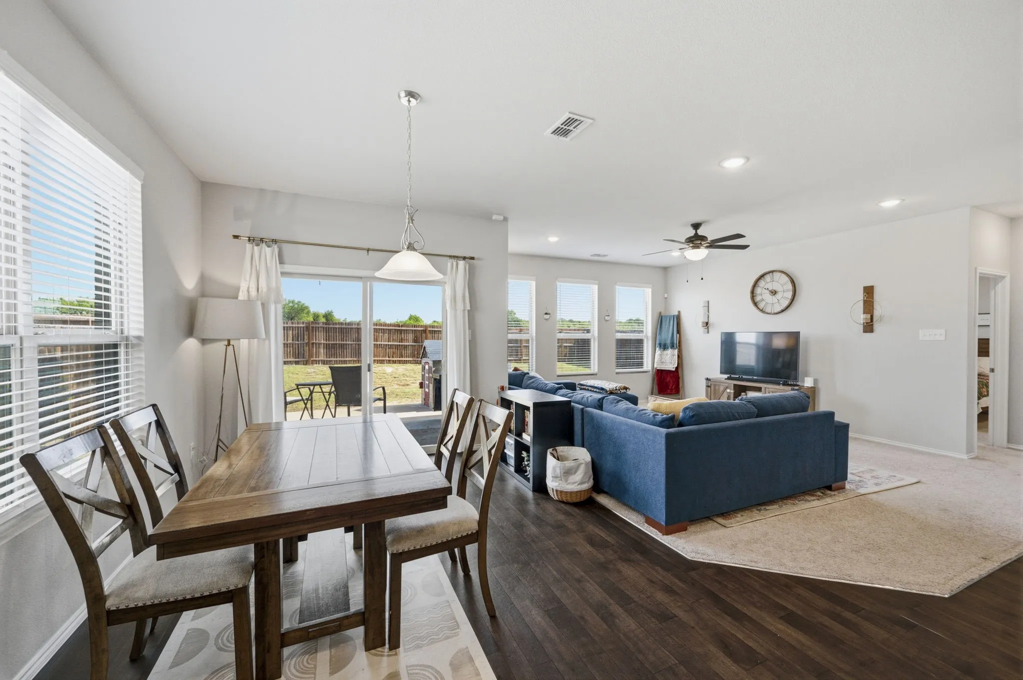 Single Family Residence For Sale in Tarrant County , 10628 High Ridge Lane, Fort Worth, Texas 76108, 3 Bedroom, 2 Bathroom, 2 Garage spaces, 1,786 Sqft, built in 2020, mls#21348765, Real Estate Agent in Fort Worth, Homes For Sale in Tarrant county, Homes For Sale in Fort Worth, Realtor in Fort Worth Texas, Real Estate Brokerage Independent Realty Texas, Luminita Cordes Realtor