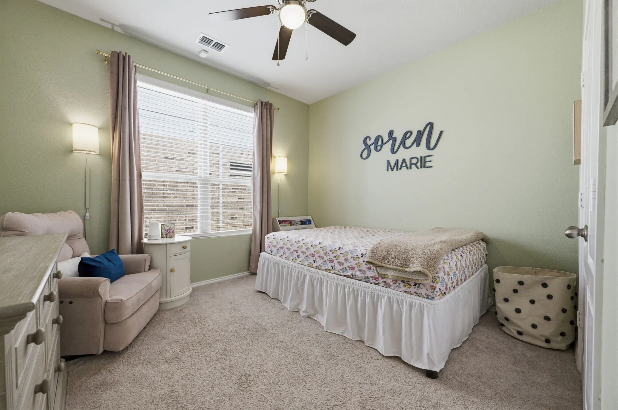 Single Family Residence For Sale in Tarrant County , 10628 High Ridge Lane, Fort Worth, Texas 76108, 3 Bedroom, 2 Bathroom, 2 Garage spaces, 1,786 Sqft, built in 2020, mls#21348765, Real Estate Agent in Fort Worth, Homes For Sale in Tarrant county, Homes For Sale in Fort Worth, Realtor in Fort Worth Texas, Real Estate Brokerage Independent Realty Texas, Luminita Cordes Realtor