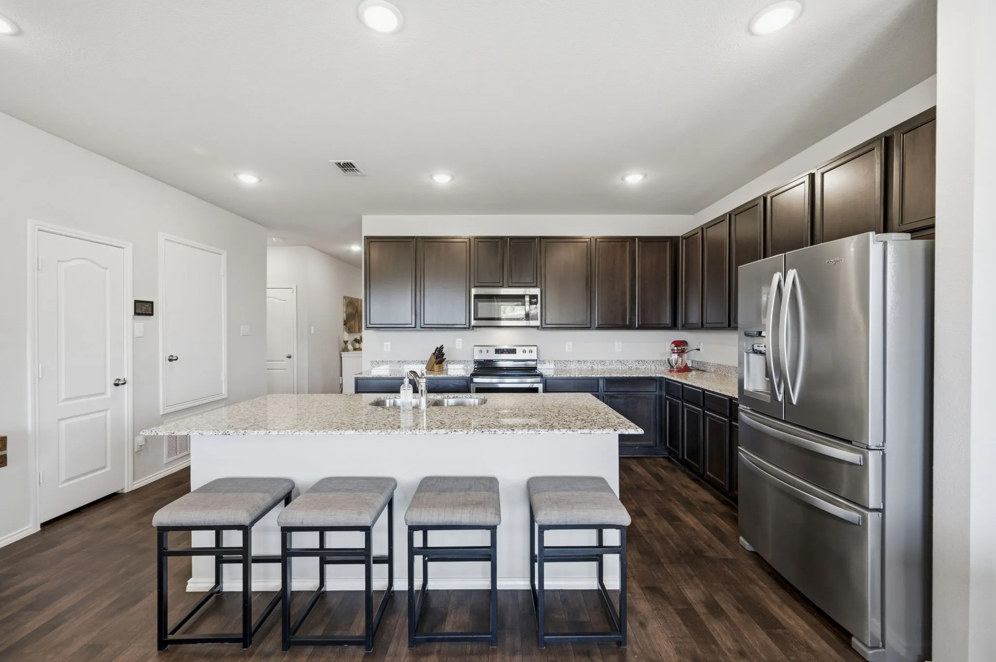 Single Family Residence For Sale in Tarrant County , 10628 High Ridge Lane, Fort Worth, Texas 76108, 3 Bedroom, 2 Bathroom, 2 Garage spaces, 1,786 Sqft, built in 2020, mls#21348765, Real Estate Agent in Fort Worth, Homes For Sale in Tarrant county, Homes For Sale in Fort Worth, Realtor in Fort Worth Texas, Real Estate Brokerage Independent Realty Texas, Luminita Cordes Realtor