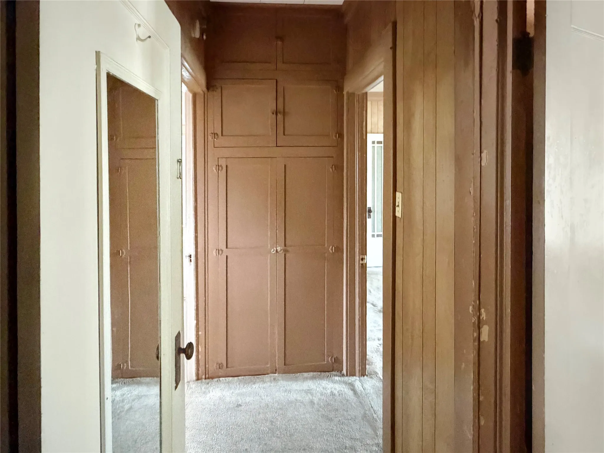 Single Family Residence For Sale in Eastland County , 1012 W 12th Street, Cisco, Texas 76437, 2 Bedroom, 1 Bathroom, 1 Garage spaces, 1,380 Sqft, built in 1920, mls#21351919, Real Estate Agent in Cisco, Homes For Sale in Eastland county, Homes For Sale in Cisco, Realtor in Cisco Texas, Real Estate Brokerage Independent Realty Texas, Luminita Cordes Realtor