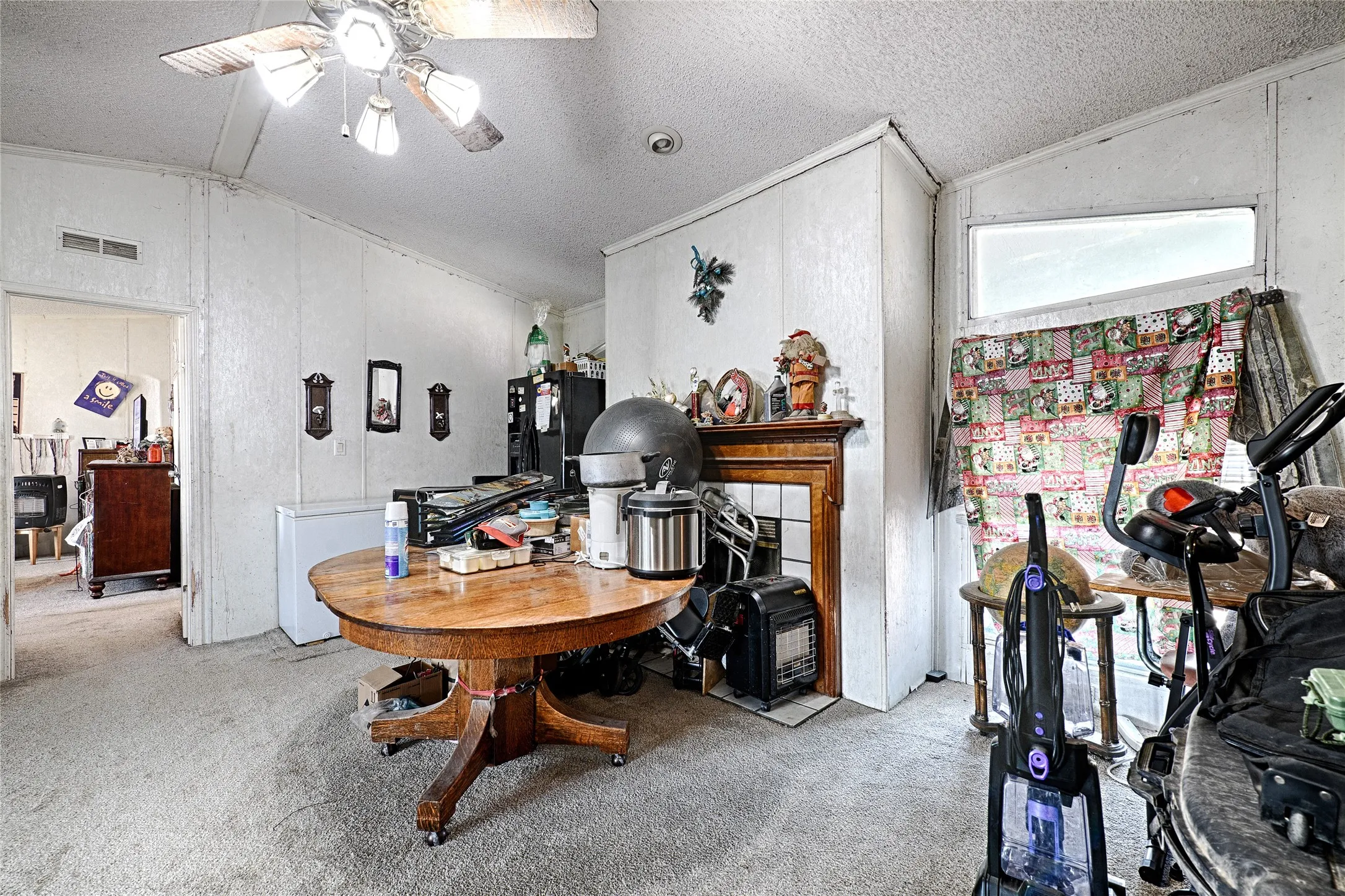 Mobile Home For Sale in Ellis County , 138 Tanners Farm Road, Ferris, Texas 75125, 4 Bedroom, 2 Bathroom, Garage spaces, 2,128 Sqft, built in 1999, mls#21351890, Real Estate Agent in Ferris, Homes For Sale in Ellis county, Homes For Sale in Ferris, Realtor in Ferris Texas, Real Estate Brokerage Independent Realty Texas, Luminita Cordes Realtor