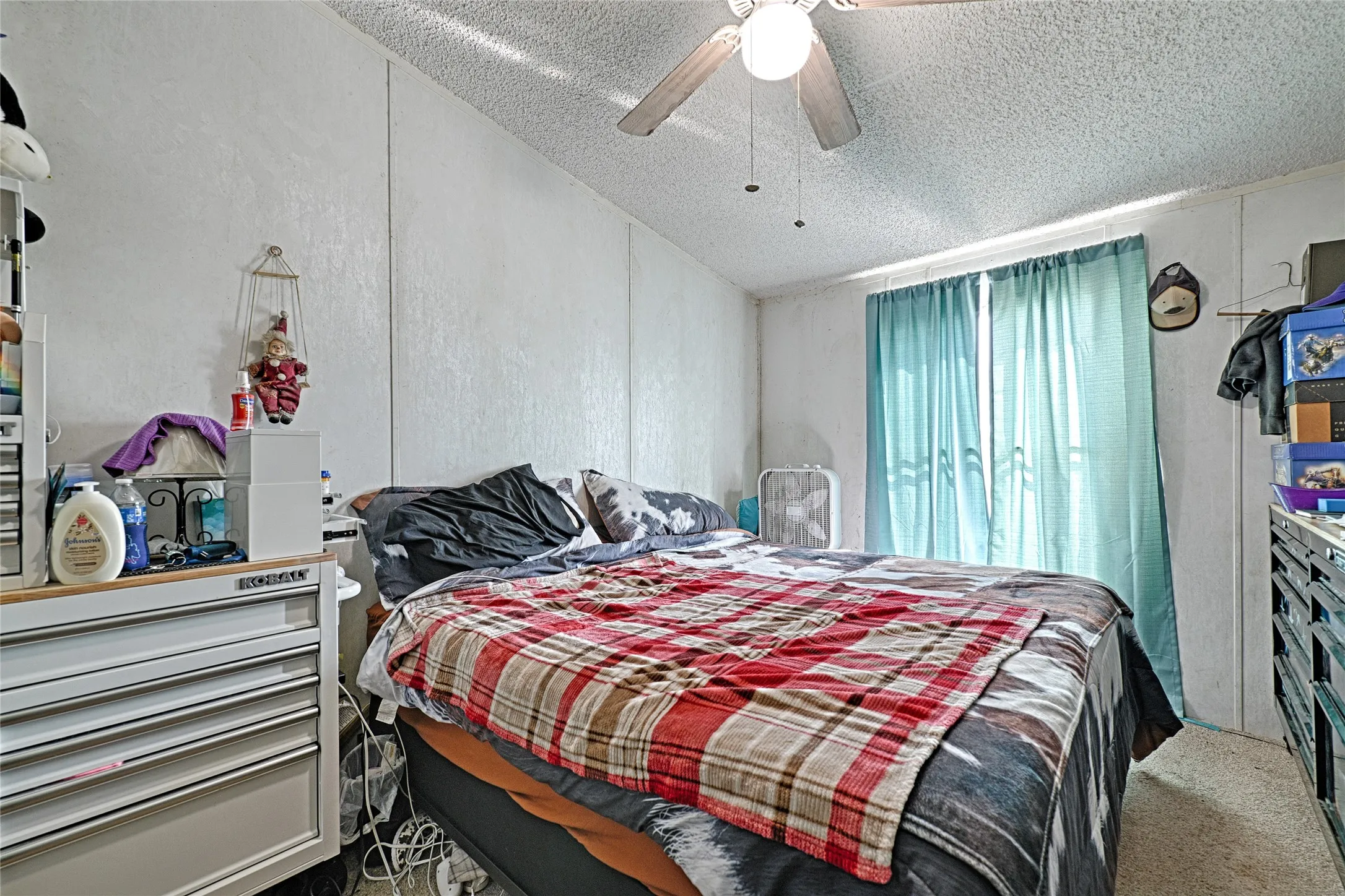 Mobile Home For Sale in Ellis County , 138 Tanners Farm Road, Ferris, Texas 75125, 4 Bedroom, 2 Bathroom, Garage spaces, 2,128 Sqft, built in 1999, mls#21351890, Real Estate Agent in Ferris, Homes For Sale in Ellis county, Homes For Sale in Ferris, Realtor in Ferris Texas, Real Estate Brokerage Independent Realty Texas, Luminita Cordes Realtor
