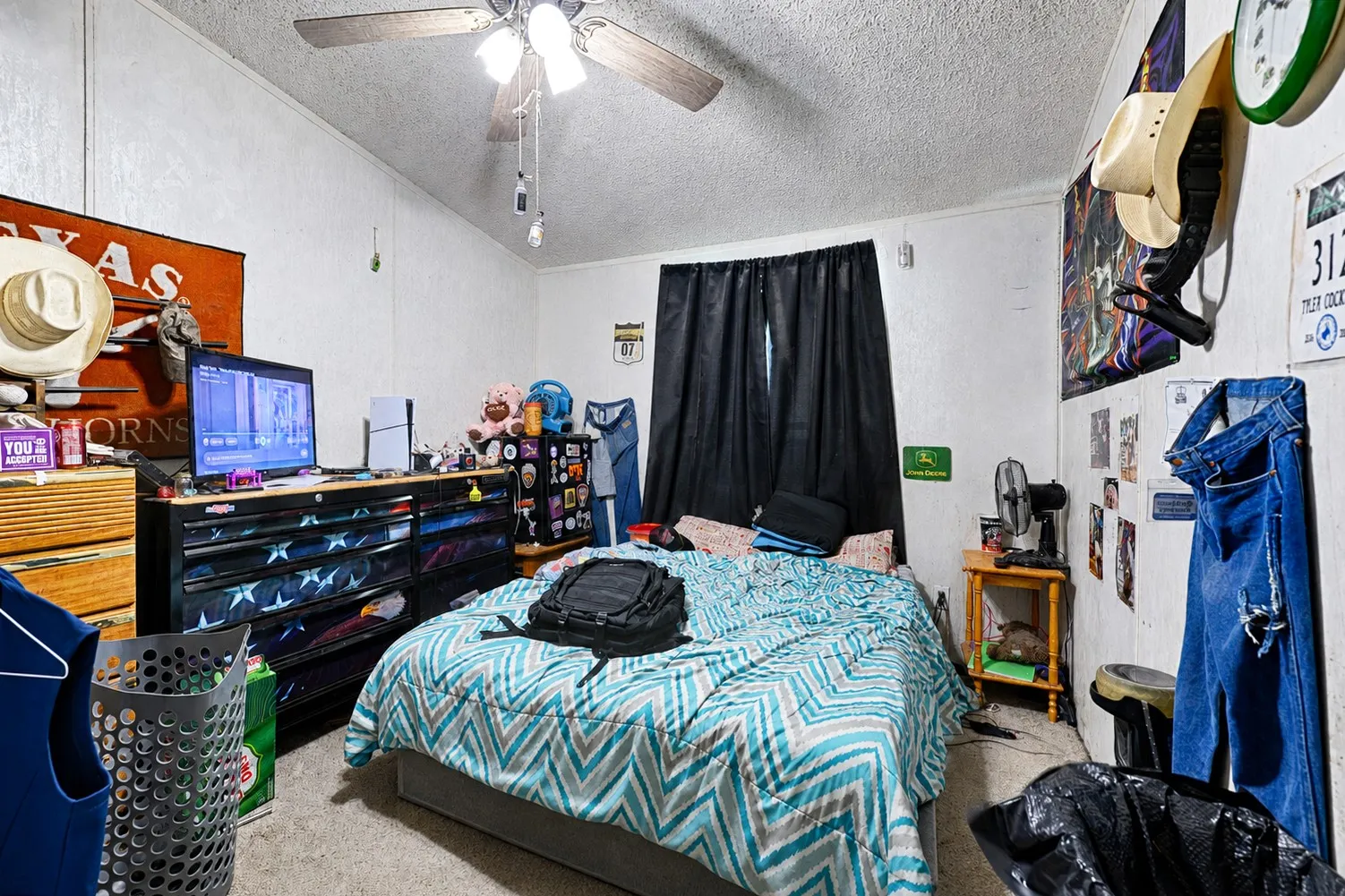Mobile Home For Sale in Ellis County , 138 Tanners Farm Road, Ferris, Texas 75125, 4 Bedroom, 2 Bathroom, Garage spaces, 2,128 Sqft, built in 1999, mls#21351890, Real Estate Agent in Ferris, Homes For Sale in Ellis county, Homes For Sale in Ferris, Realtor in Ferris Texas, Real Estate Brokerage Independent Realty Texas, Luminita Cordes Realtor