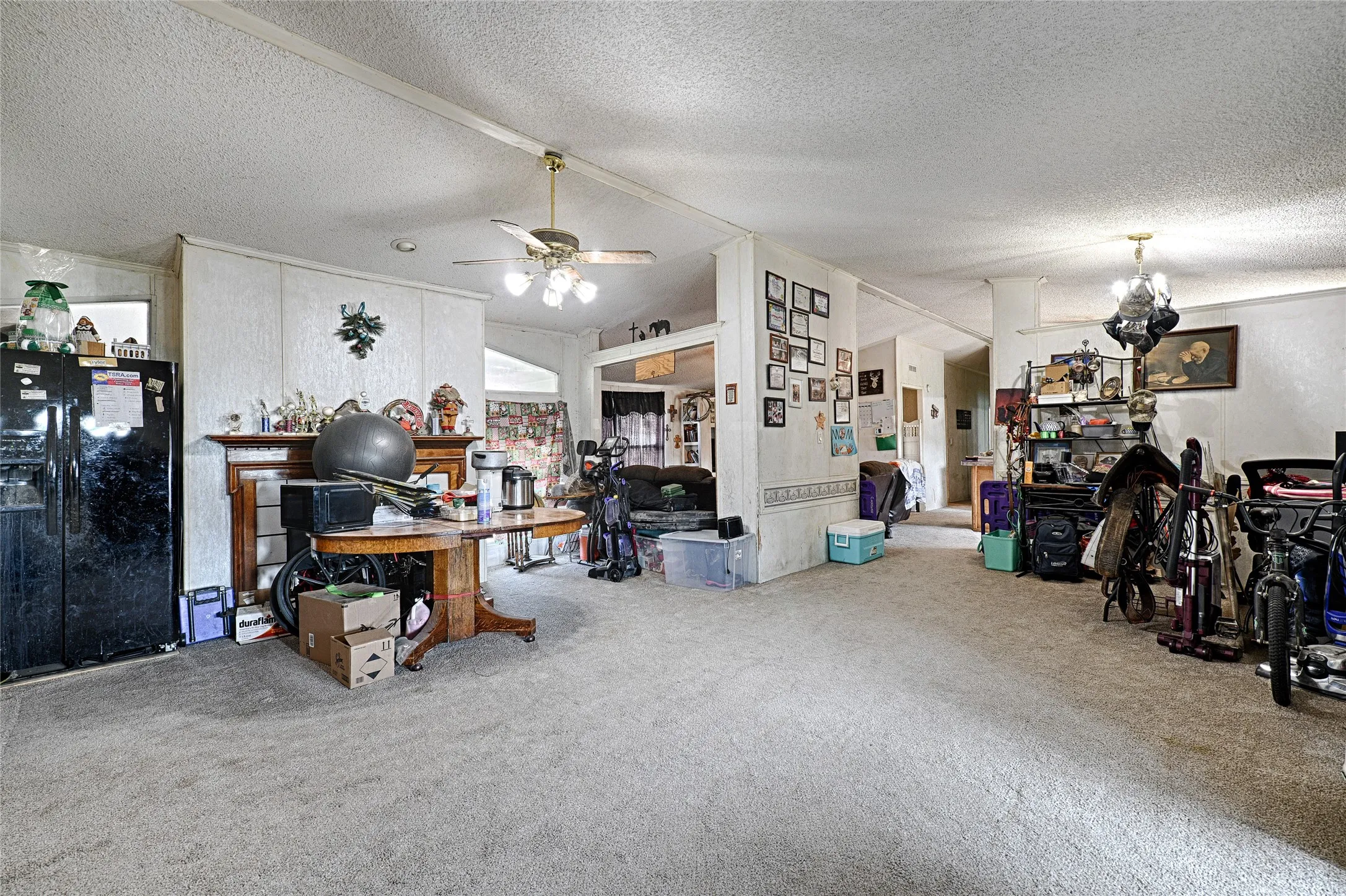 Mobile Home For Sale in Ellis County , 138 Tanners Farm Road, Ferris, Texas 75125, 4 Bedroom, 2 Bathroom, Garage spaces, 2,128 Sqft, built in 1999, mls#21351890, Real Estate Agent in Ferris, Homes For Sale in Ellis county, Homes For Sale in Ferris, Realtor in Ferris Texas, Real Estate Brokerage Independent Realty Texas, Luminita Cordes Realtor