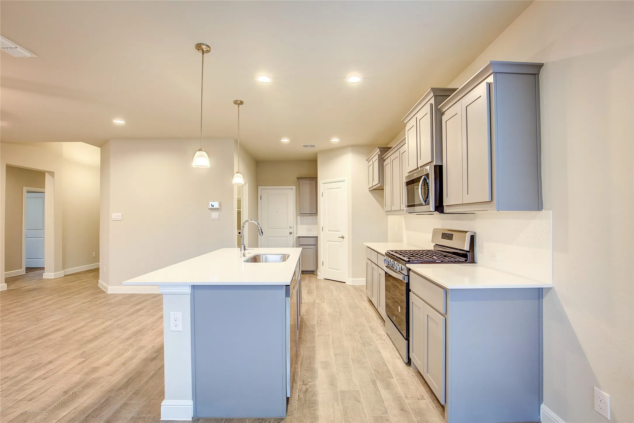 Single Family Residence For Sale in Wise County , 14533 Caelum Drive, Haslet, Texas 76052, 4 Bedroom, 2 Bathroom, 2 Garage spaces, 1,814 Sqft, built in 2023, mls#21351876, Real Estate Agent in Haslet, Homes For Sale in Wise county, Homes For Sale in Haslet, Realtor in Haslet Texas, Real Estate Brokerage Independent Realty Texas, Luminita Cordes Realtor