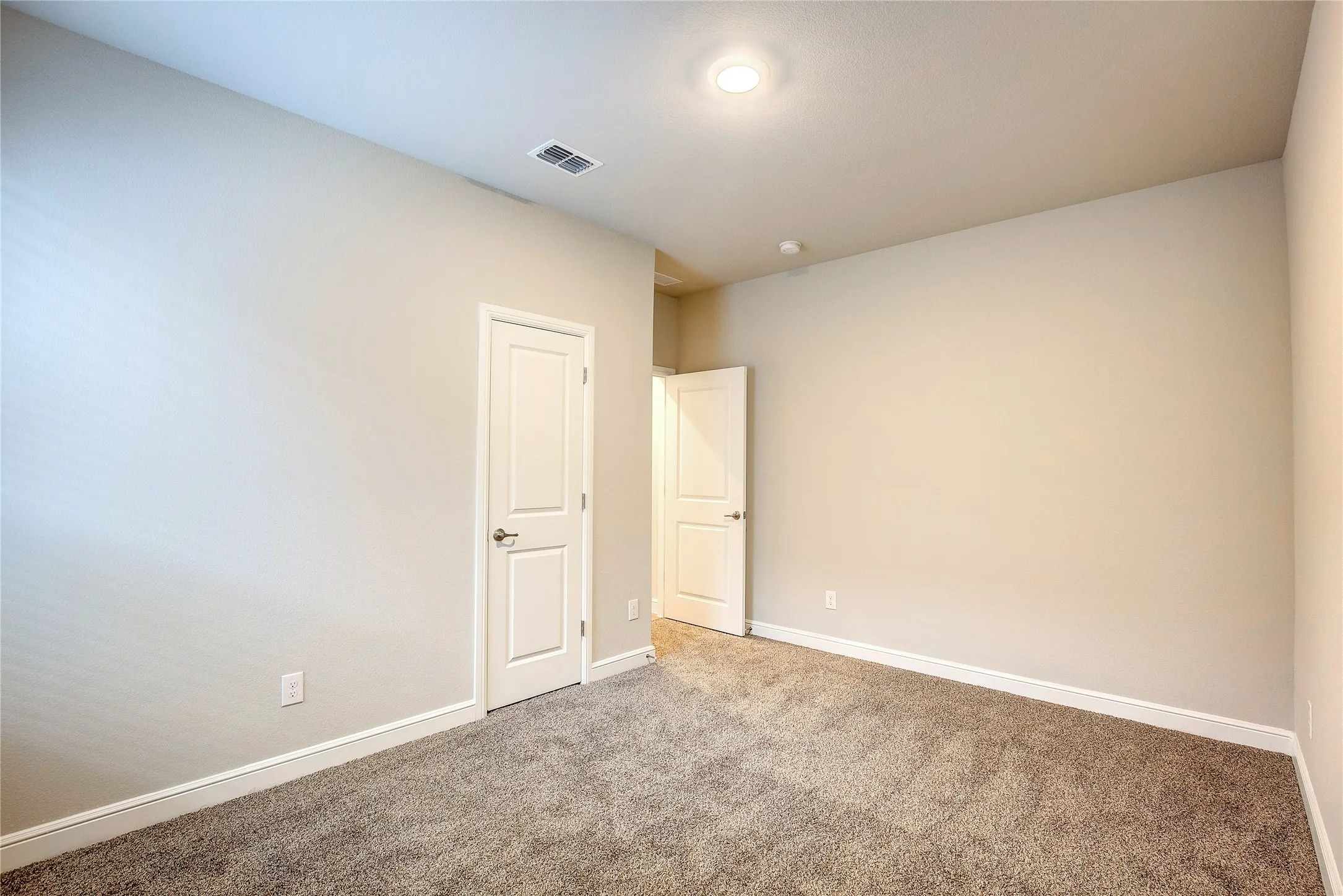 Single Family Residence For Sale in Wise County , 14533 Caelum Drive, Haslet, Texas 76052, 4 Bedroom, 2 Bathroom, 2 Garage spaces, 1,814 Sqft, built in 2023, mls#21351876, Real Estate Agent in Haslet, Homes For Sale in Wise county, Homes For Sale in Haslet, Realtor in Haslet Texas, Real Estate Brokerage Independent Realty Texas, Luminita Cordes Realtor