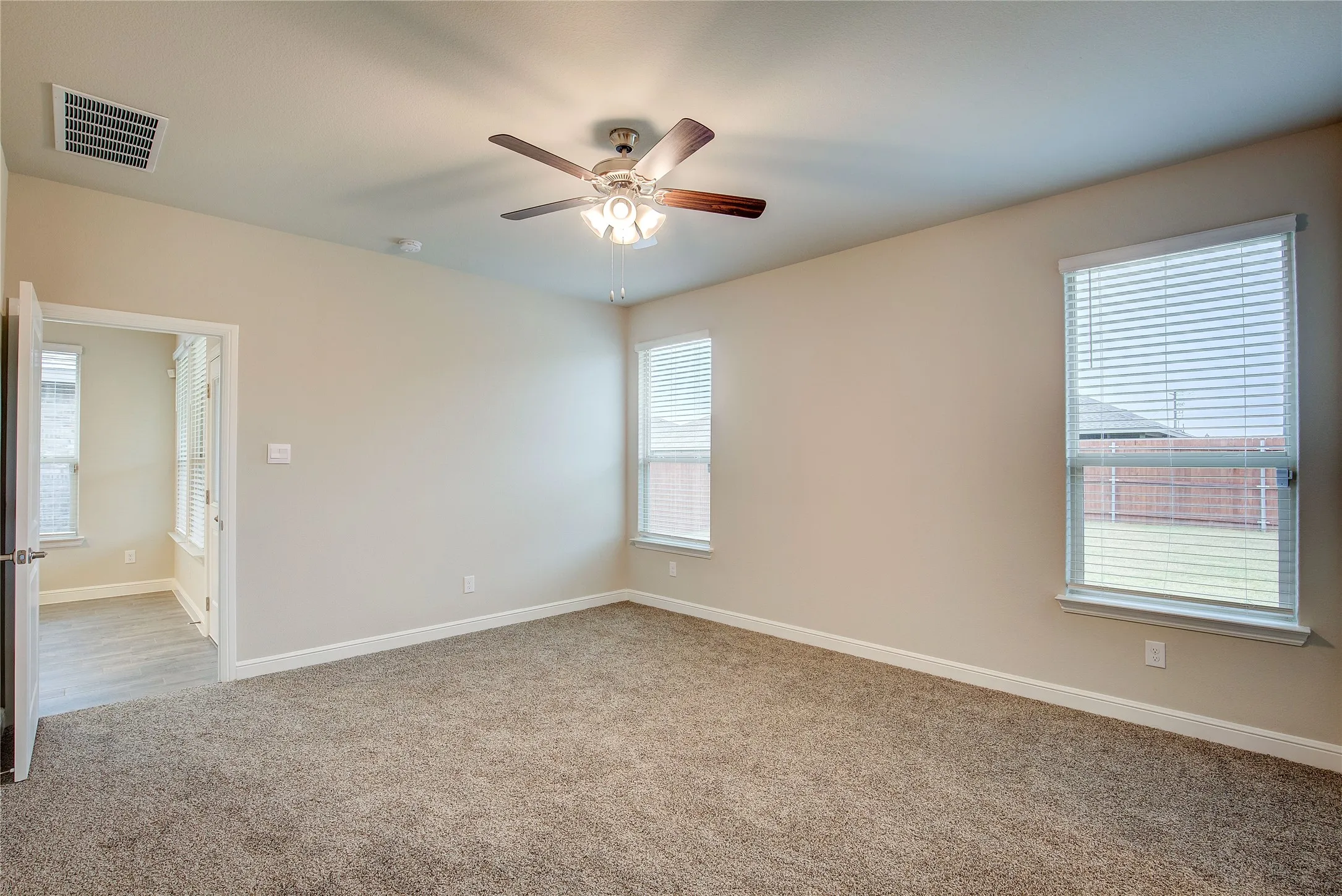 Single Family Residence For Sale in Wise County , 14533 Caelum Drive, Haslet, Texas 76052, 4 Bedroom, 2 Bathroom, 2 Garage spaces, 1,814 Sqft, built in 2023, mls#21351876, Real Estate Agent in Haslet, Homes For Sale in Wise county, Homes For Sale in Haslet, Realtor in Haslet Texas, Real Estate Brokerage Independent Realty Texas, Luminita Cordes Realtor
