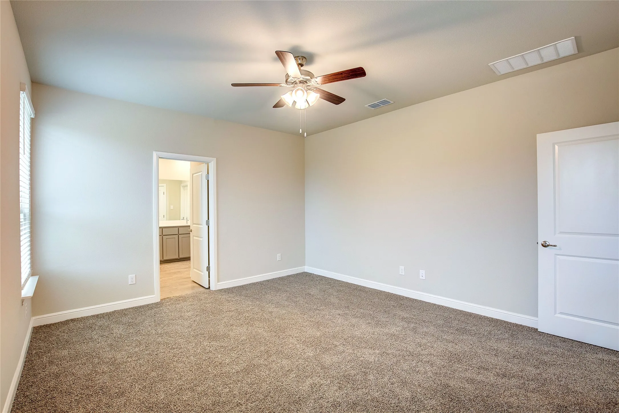 Single Family Residence For Sale in Wise County , 14533 Caelum Drive, Haslet, Texas 76052, 4 Bedroom, 2 Bathroom, 2 Garage spaces, 1,814 Sqft, built in 2023, mls#21351876, Real Estate Agent in Haslet, Homes For Sale in Wise county, Homes For Sale in Haslet, Realtor in Haslet Texas, Real Estate Brokerage Independent Realty Texas, Luminita Cordes Realtor