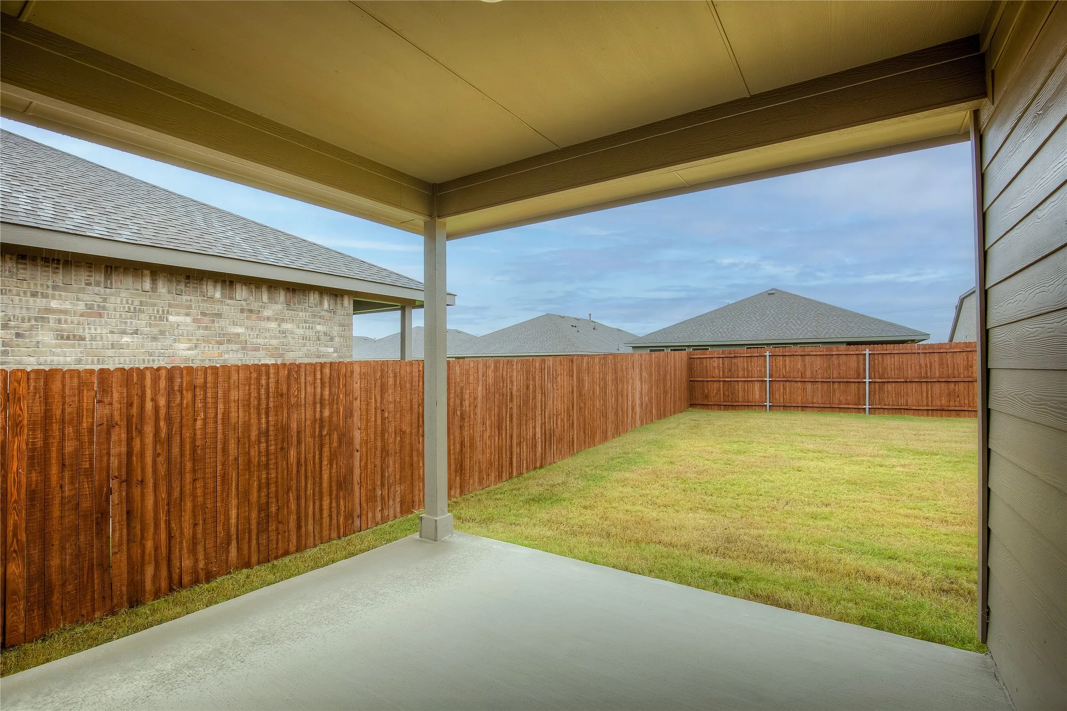 Single Family Residence For Sale in Wise County , 14533 Caelum Drive, Haslet, Texas 76052, 4 Bedroom, 2 Bathroom, 2 Garage spaces, 1,814 Sqft, built in 2023, mls#21351876, Real Estate Agent in Haslet, Homes For Sale in Wise county, Homes For Sale in Haslet, Realtor in Haslet Texas, Real Estate Brokerage Independent Realty Texas, Luminita Cordes Realtor