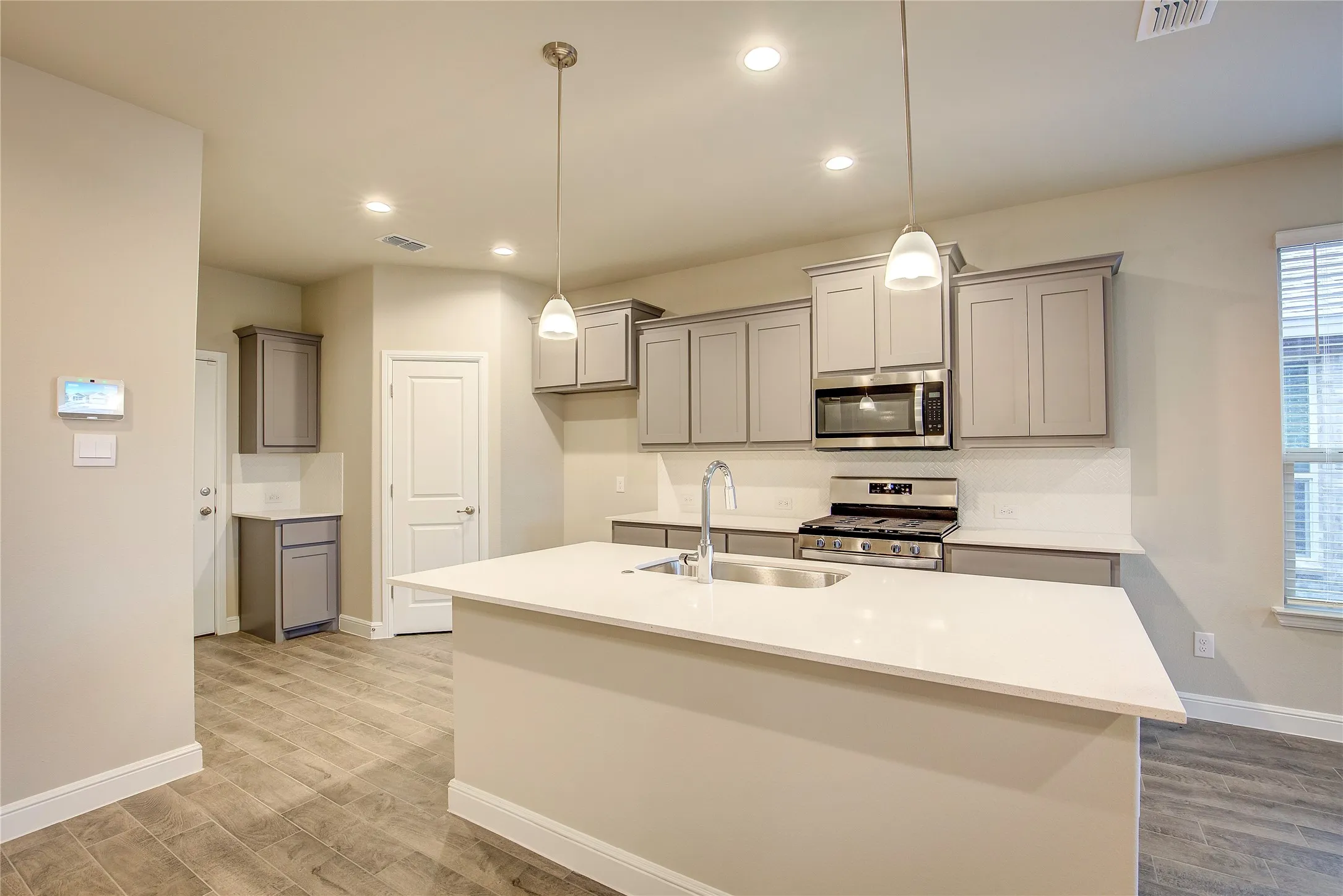 Single Family Residence For Sale in Wise County , 14533 Caelum Drive, Haslet, Texas 76052, 4 Bedroom, 2 Bathroom, 2 Garage spaces, 1,814 Sqft, built in 2023, mls#21351876, Real Estate Agent in Haslet, Homes For Sale in Wise county, Homes For Sale in Haslet, Realtor in Haslet Texas, Real Estate Brokerage Independent Realty Texas, Luminita Cordes Realtor