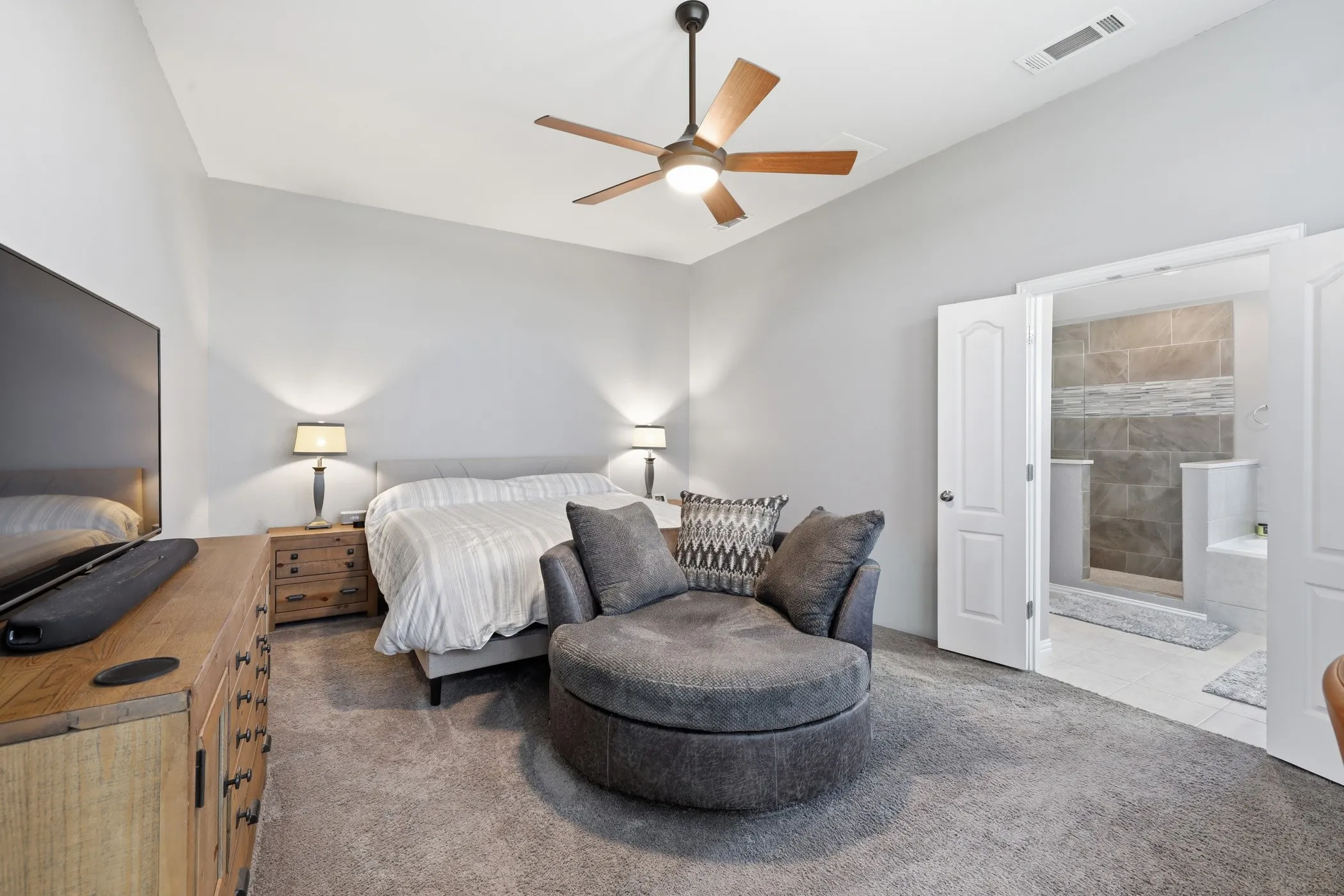 Large Primary Bedroom