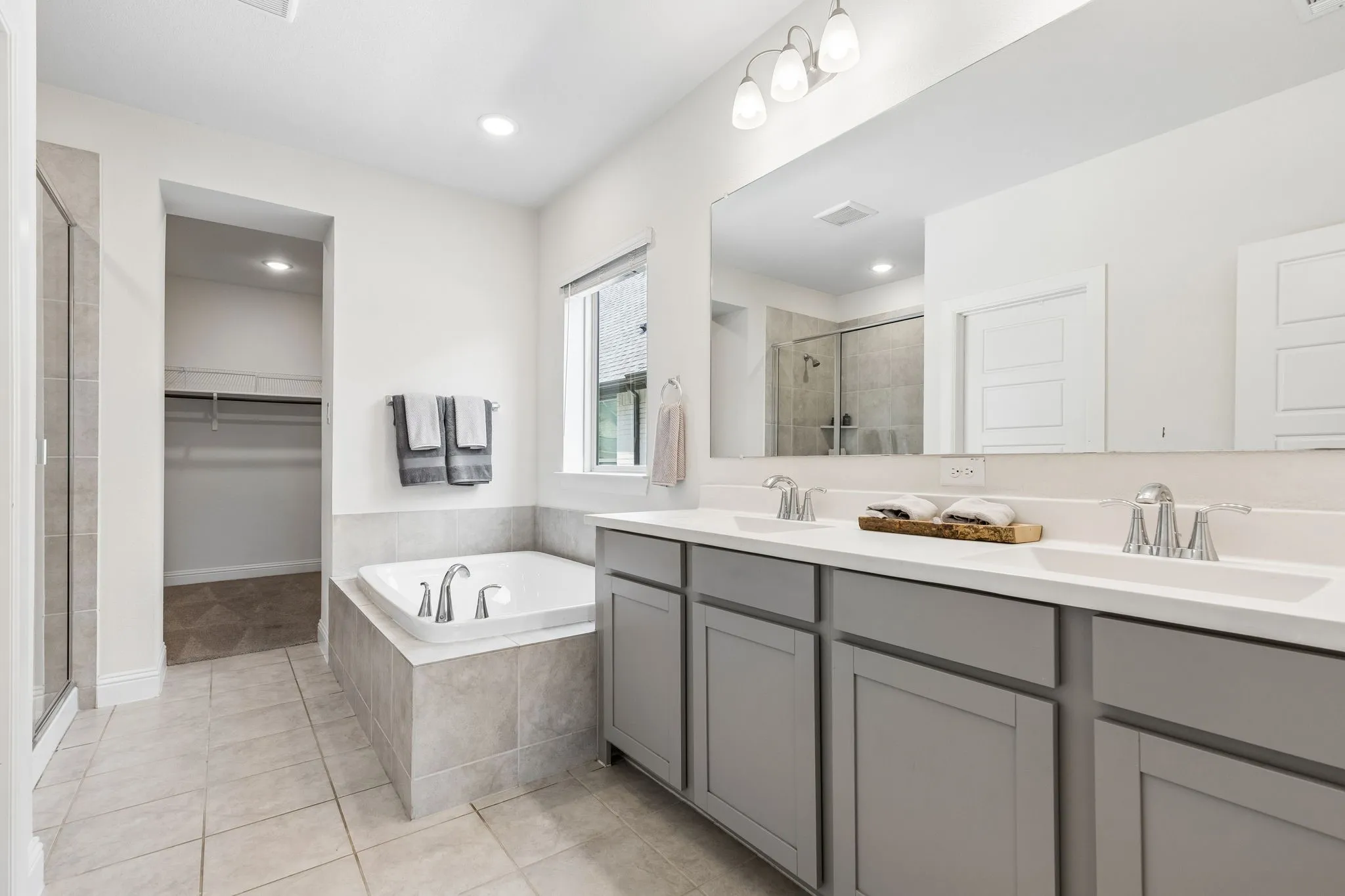 Single Family Residence For Sale in Denton County , 2609 Woodhill Way, Northlake, Texas 76247, 4 Bedroom, 3 Bathroom, 2 Garage spaces, 2,809 Sqft, built in 2019, mls#21350317, Real Estate Agent in Northlake, Homes For Sale in Denton county, Homes For Sale in Northlake, Realtor in Northlake Texas, Real Estate Brokerage Independent Realty Texas, Luminita Cordes Realtor