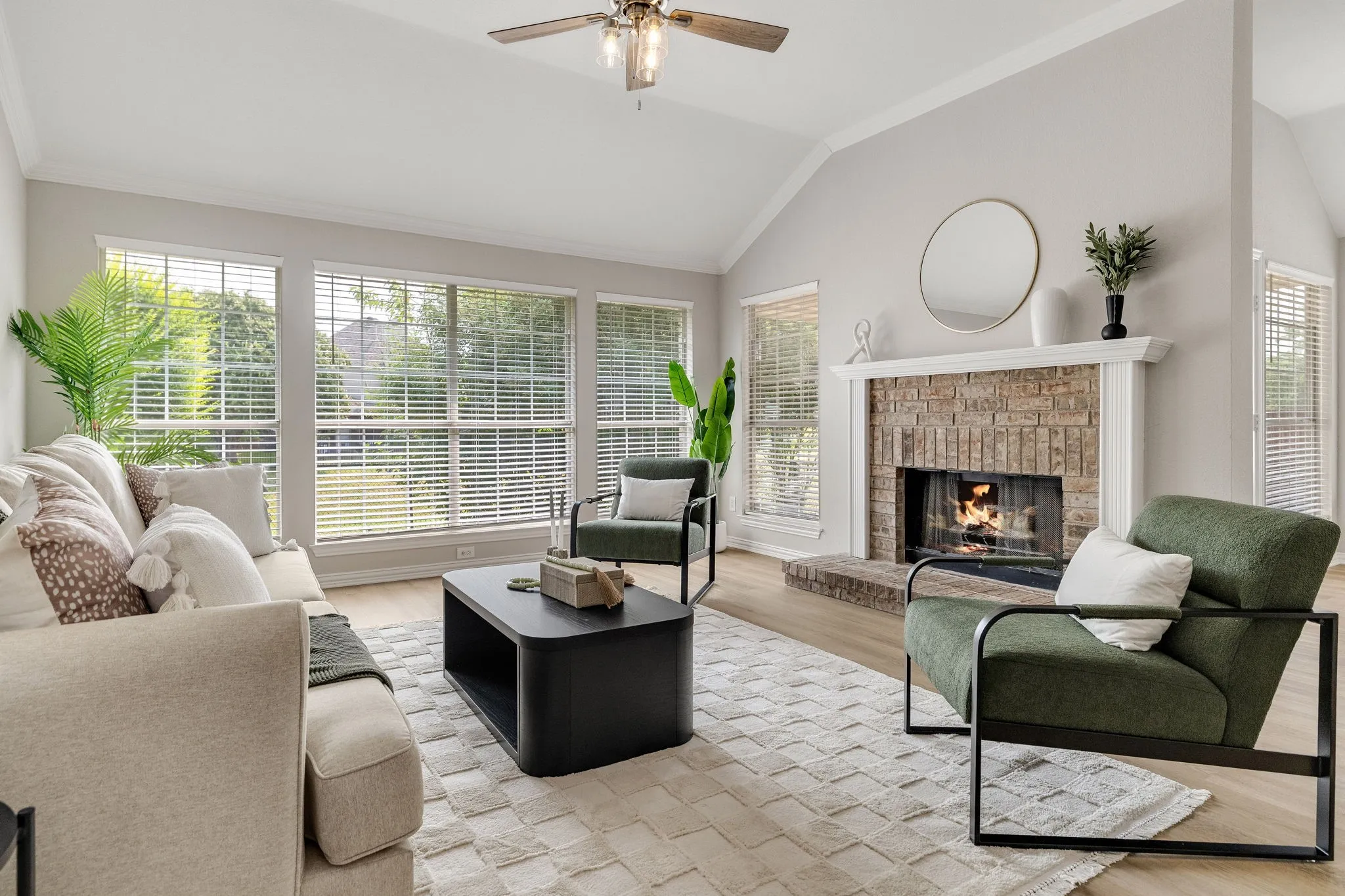 Single Family Residence For Sale in Collin County , 6000 Plantation Lane, Frisco, Texas 75035, 4 Bedroom, 2 Bathroom, 2 Garage spaces, 2,481 Sqft, built in 1995, mls#21348486, Real Estate Agent in Frisco, Homes For Sale in Collin county, Homes For Sale in Frisco, Realtor in Frisco Texas, Real Estate Brokerage Independent Realty Texas, Luminita Cordes Realtor
