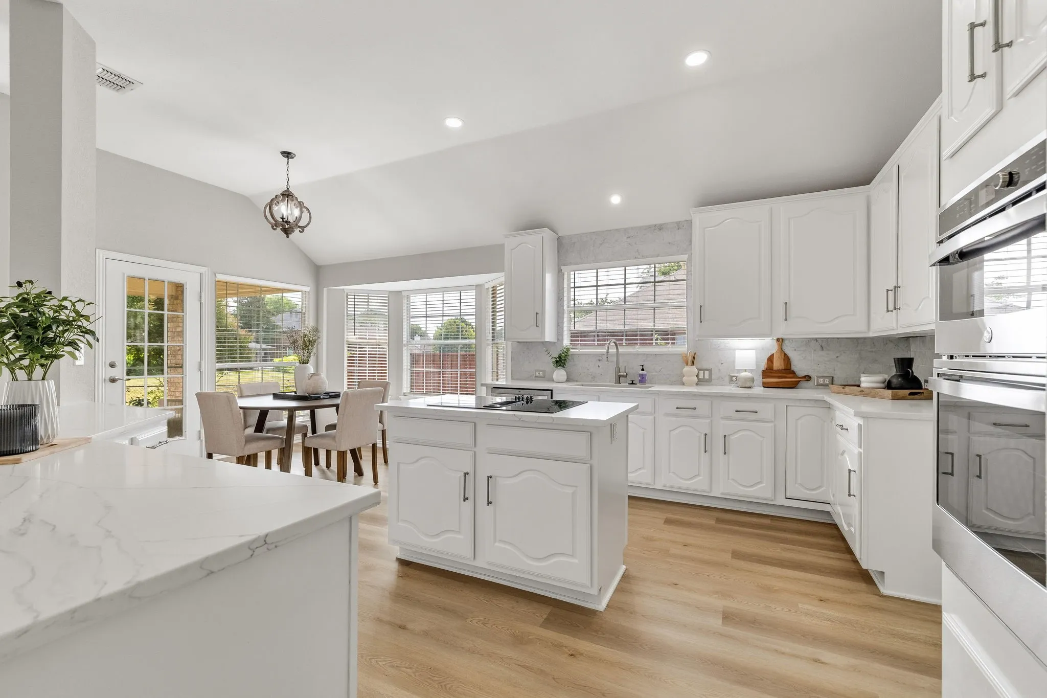 Single Family Residence For Sale in Collin County , 6000 Plantation Lane, Frisco, Texas 75035, 4 Bedroom, 2 Bathroom, 2 Garage spaces, 2,481 Sqft, built in 1995, mls#21348486, Real Estate Agent in Frisco, Homes For Sale in Collin county, Homes For Sale in Frisco, Realtor in Frisco Texas, Real Estate Brokerage Independent Realty Texas, Luminita Cordes Realtor