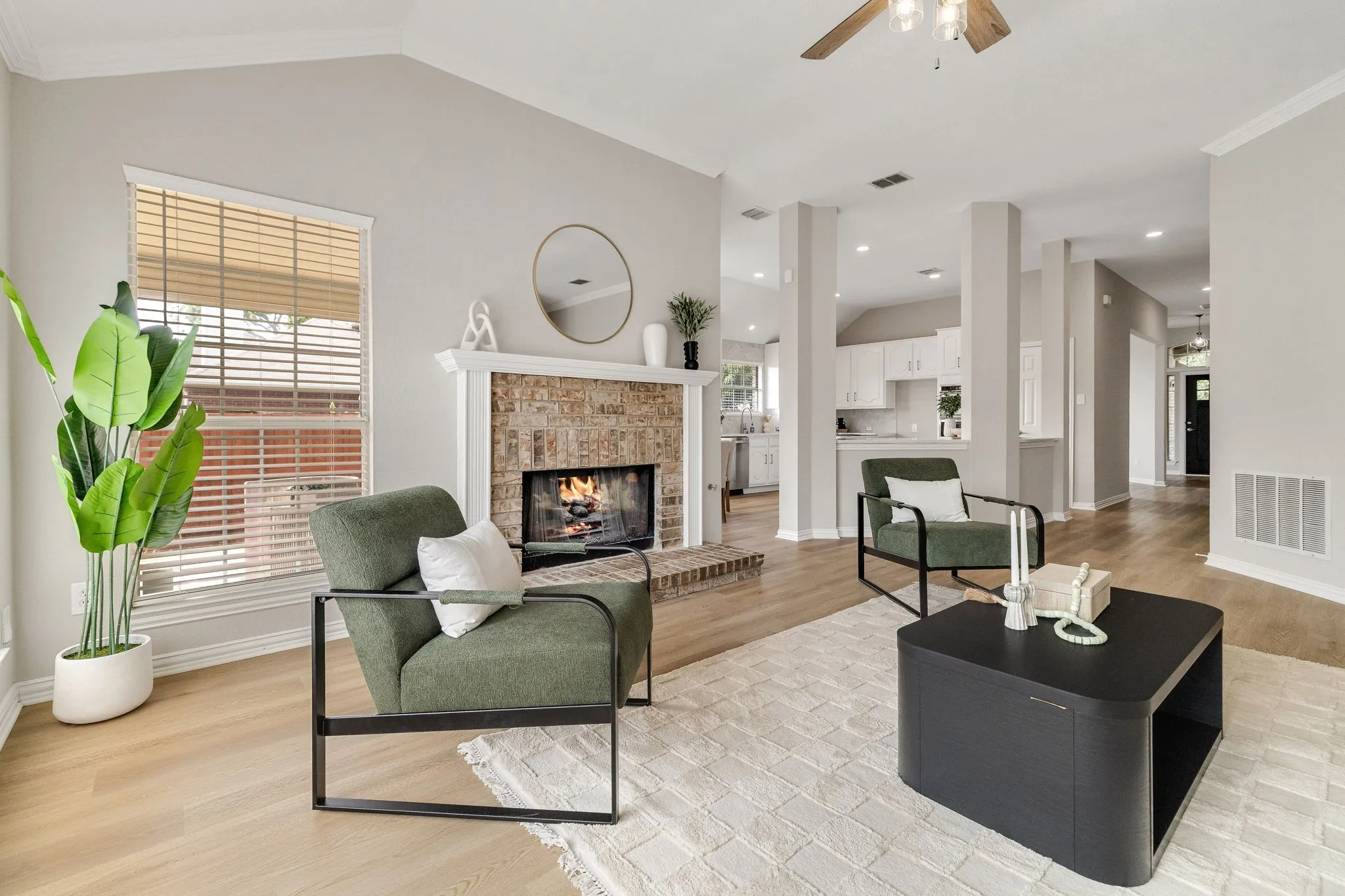 Single Family Residence For Sale in Collin County , 6000 Plantation Lane, Frisco, Texas 75035, 4 Bedroom, 2 Bathroom, 2 Garage spaces, 2,481 Sqft, built in 1995, mls#21348486, Real Estate Agent in Frisco, Homes For Sale in Collin county, Homes For Sale in Frisco, Realtor in Frisco Texas, Real Estate Brokerage Independent Realty Texas, Luminita Cordes Realtor