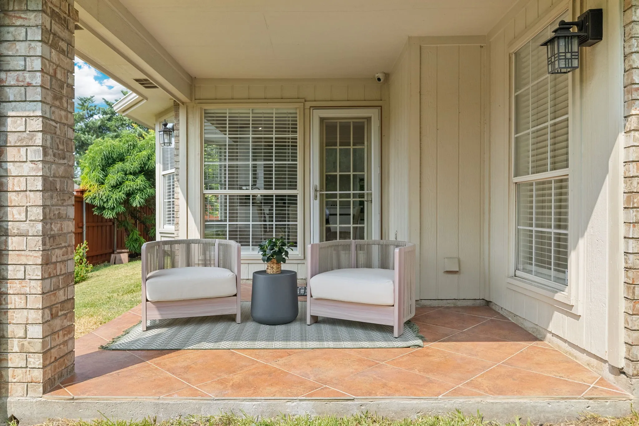 Single Family Residence For Sale in Collin County , 6000 Plantation Lane, Frisco, Texas 75035, 4 Bedroom, 2 Bathroom, 2 Garage spaces, 2,481 Sqft, built in 1995, mls#21348486, Real Estate Agent in Frisco, Homes For Sale in Collin county, Homes For Sale in Frisco, Realtor in Frisco Texas, Real Estate Brokerage Independent Realty Texas, Luminita Cordes Realtor