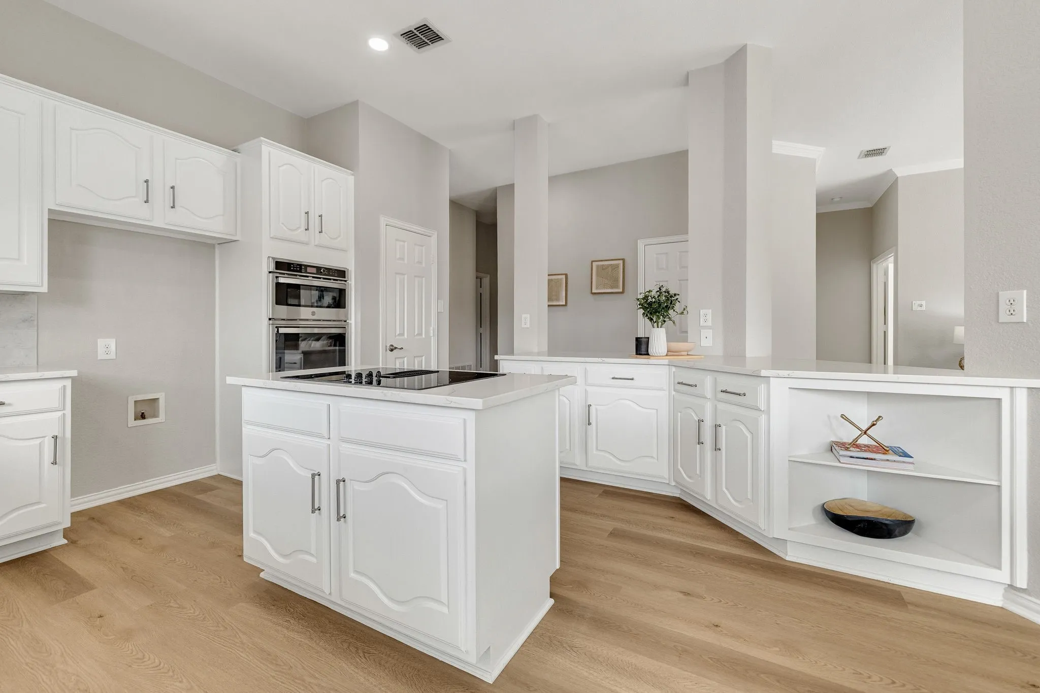 Single Family Residence For Sale in Collin County , 6000 Plantation Lane, Frisco, Texas 75035, 4 Bedroom, 2 Bathroom, 2 Garage spaces, 2,481 Sqft, built in 1995, mls#21348486, Real Estate Agent in Frisco, Homes For Sale in Collin county, Homes For Sale in Frisco, Realtor in Frisco Texas, Real Estate Brokerage Independent Realty Texas, Luminita Cordes Realtor