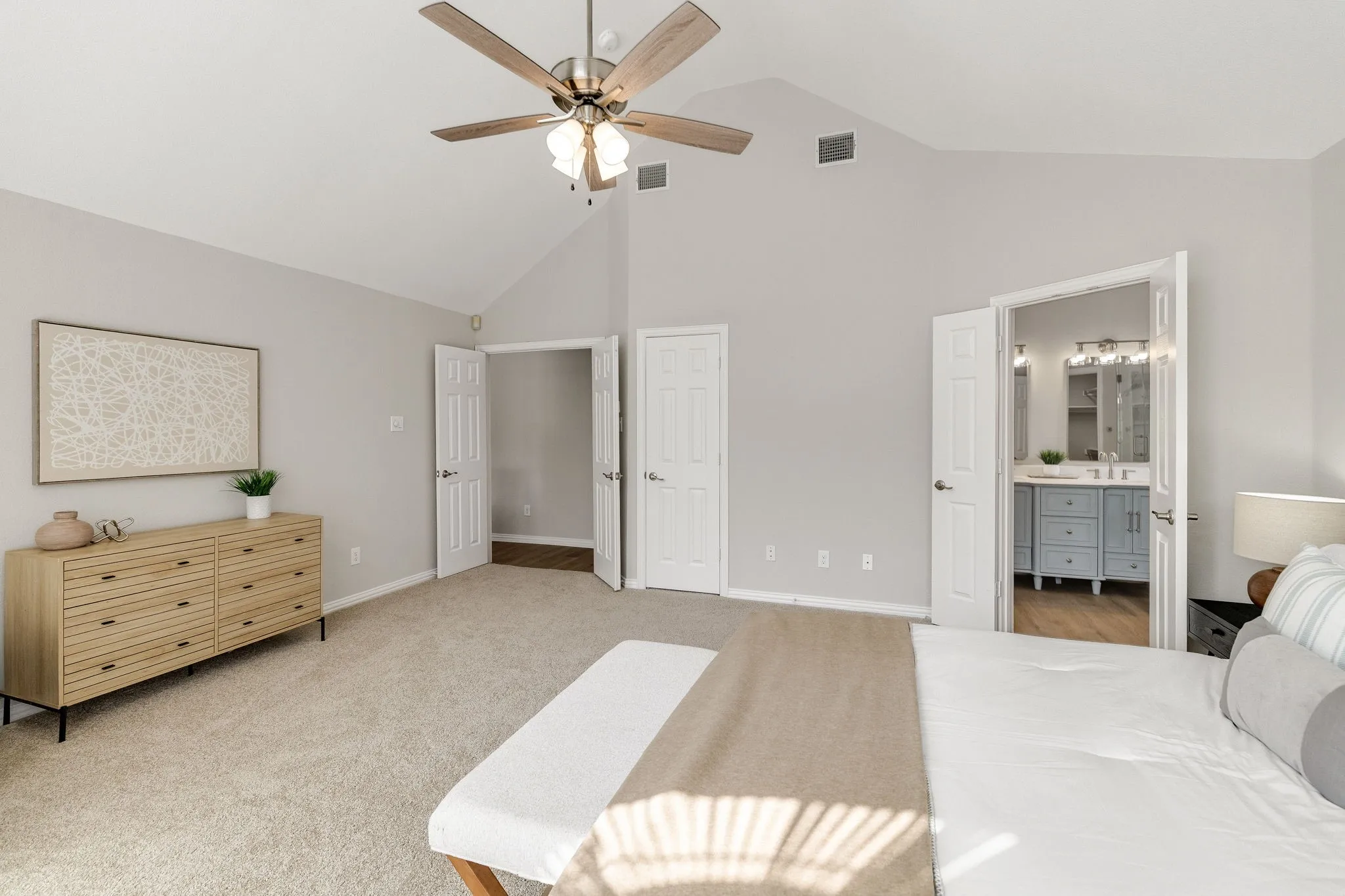 Single Family Residence For Sale in Collin County , 6000 Plantation Lane, Frisco, Texas 75035, 4 Bedroom, 2 Bathroom, 2 Garage spaces, 2,481 Sqft, built in 1995, mls#21348486, Real Estate Agent in Frisco, Homes For Sale in Collin county, Homes For Sale in Frisco, Realtor in Frisco Texas, Real Estate Brokerage Independent Realty Texas, Luminita Cordes Realtor