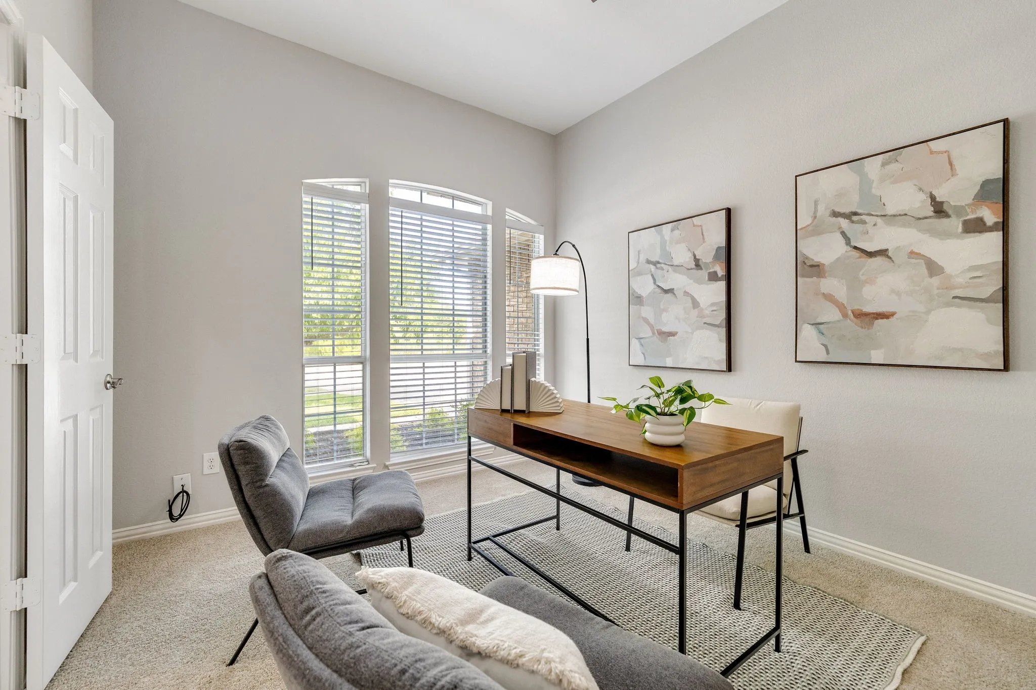 Single Family Residence For Sale in Collin County , 6000 Plantation Lane, Frisco, Texas 75035, 4 Bedroom, 2 Bathroom, 2 Garage spaces, 2,481 Sqft, built in 1995, mls#21348486, Real Estate Agent in Frisco, Homes For Sale in Collin county, Homes For Sale in Frisco, Realtor in Frisco Texas, Real Estate Brokerage Independent Realty Texas, Luminita Cordes Realtor