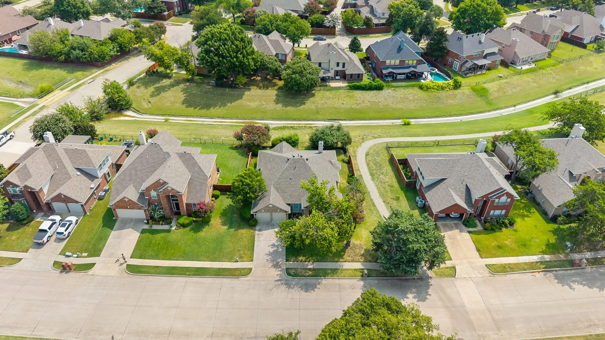 Single Family Residence For Sale in Collin County , 6000 Plantation Lane, Frisco, Texas 75035, 4 Bedroom, 2 Bathroom, 2 Garage spaces, 2,481 Sqft, built in 1995, mls#21348486, Real Estate Agent in Frisco, Homes For Sale in Collin county, Homes For Sale in Frisco, Realtor in Frisco Texas, Real Estate Brokerage Independent Realty Texas, Luminita Cordes Realtor