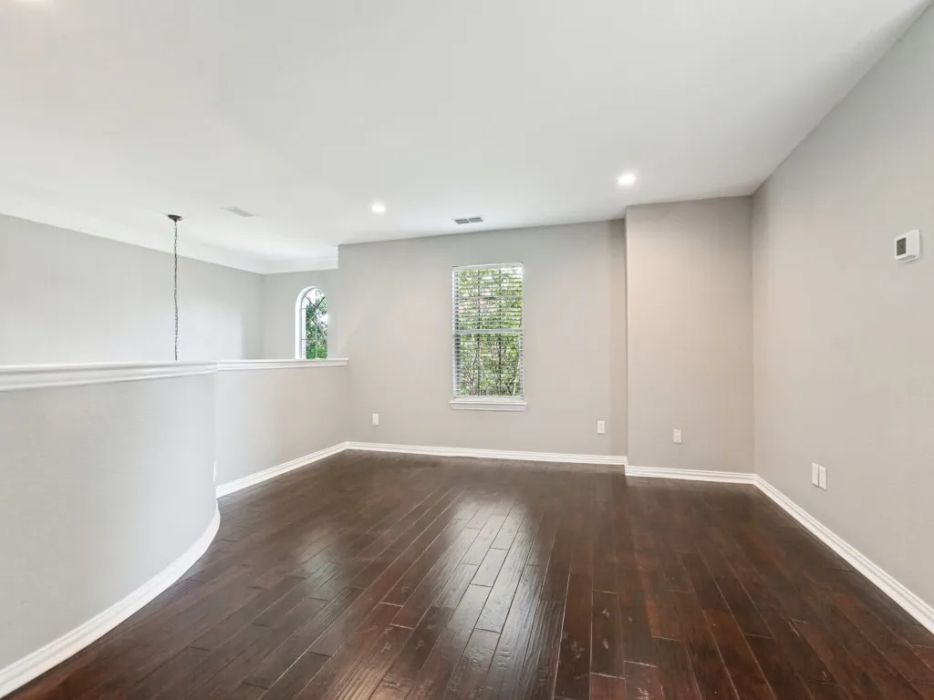Single Family Residence For Sale in Collin County , 421 Shady Oaks Drive, Murphy, Texas 75094, 4 Bedroom, 4 Bathroom, 3 Garage spaces, 3,594 Sqft, built in 2002, mls#21274654, Real Estate Agent in Murphy, Homes For Sale in Collin county, Homes For Sale in Murphy, Realtor in Murphy Texas, Real Estate Brokerage Independent Realty Texas, Luminita Cordes Realtor