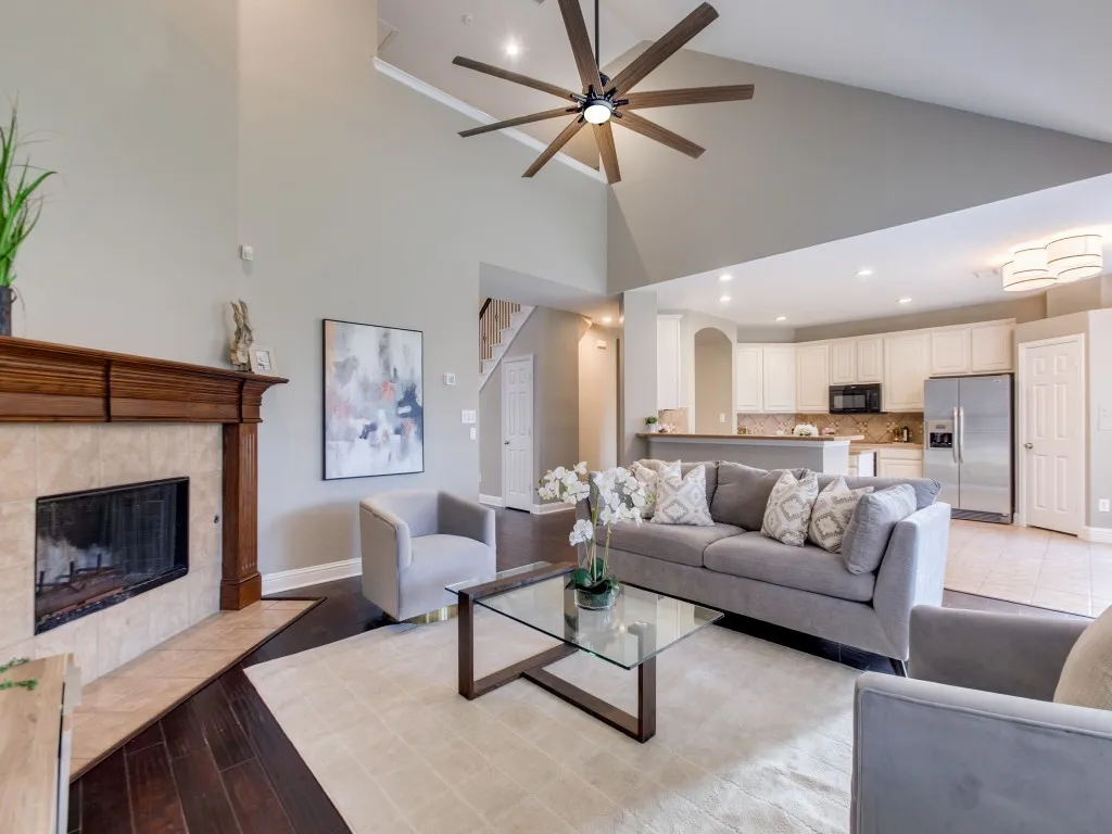 Single Family Residence For Sale in Collin County , 421 Shady Oaks Drive, Murphy, Texas 75094, 4 Bedroom, 4 Bathroom, 3 Garage spaces, 3,594 Sqft, built in 2002, mls#21274654, Real Estate Agent in Murphy, Homes For Sale in Collin county, Homes For Sale in Murphy, Realtor in Murphy Texas, Real Estate Brokerage Independent Realty Texas, Luminita Cordes Realtor