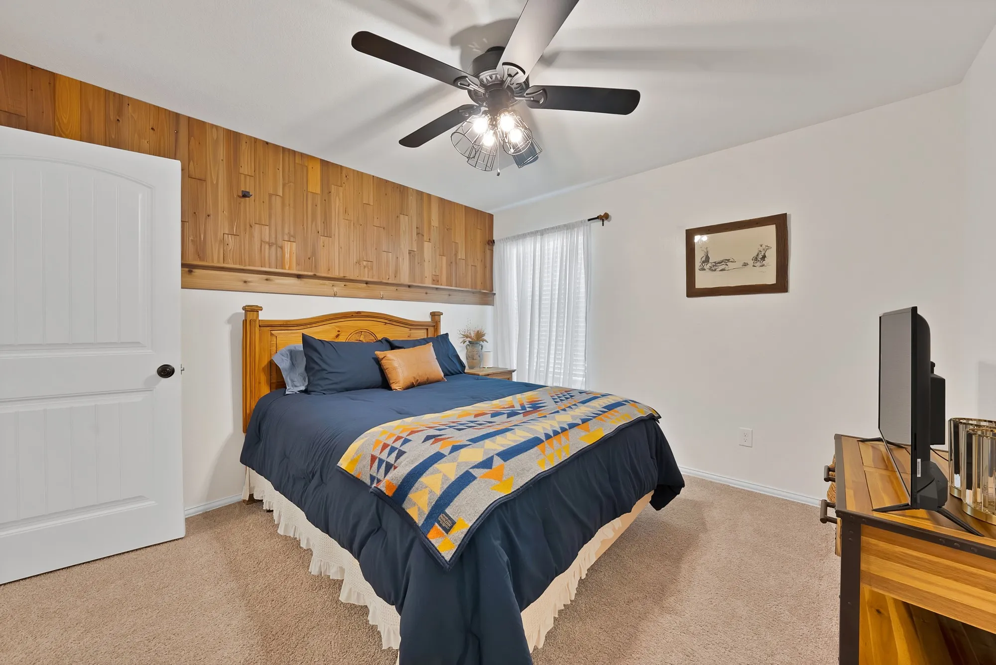Single Family Residence For Sale in Parker County , 1216 N Elm Street, Weatherford, Texas 76086, 3 Bedroom, 2 Bathroom, 2 Garage spaces, 1,648 Sqft, built in 2018, mls#21351976, Real Estate Agent in Weatherford, Homes For Sale in Parker county, Homes For Sale in Weatherford, Realtor in Weatherford Texas, Real Estate Brokerage Independent Realty Texas, Luminita Cordes Realtor