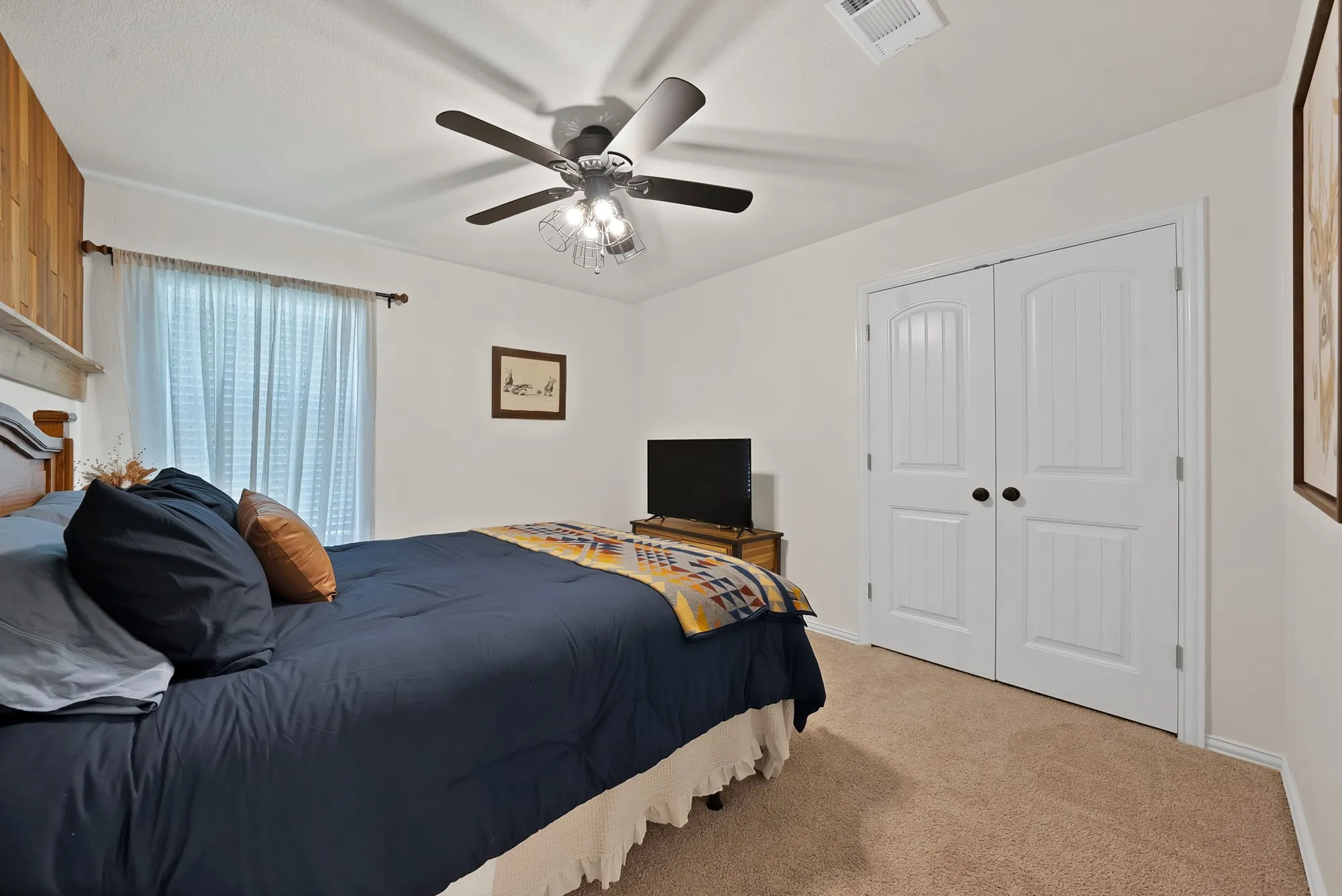 Single Family Residence For Sale in Parker County , 1216 N Elm Street, Weatherford, Texas 76086, 3 Bedroom, 2 Bathroom, 2 Garage spaces, 1,648 Sqft, built in 2018, mls#21351976, Real Estate Agent in Weatherford, Homes For Sale in Parker county, Homes For Sale in Weatherford, Realtor in Weatherford Texas, Real Estate Brokerage Independent Realty Texas, Luminita Cordes Realtor