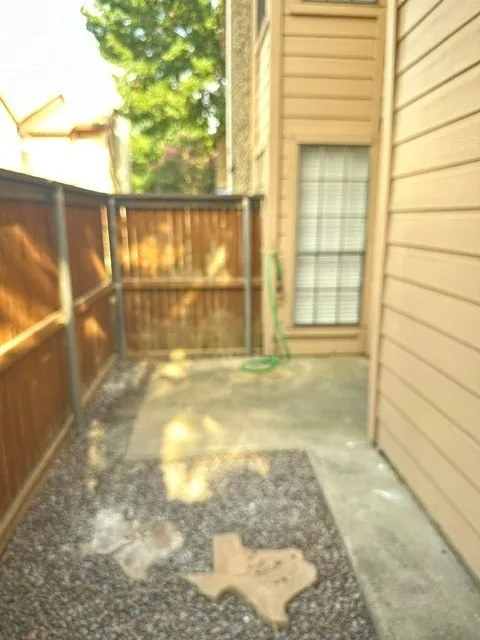 Patio area - good for grilling and chillin