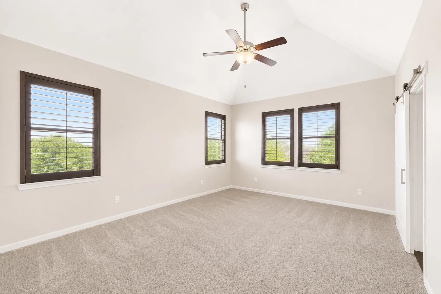 Single Family Residence For Rent in Collin County , 1053 Emil Place, Allen, Texas 75013, 3 Bedroom, 3 Bathroom, 2 Garage spaces, 2,203 Sqft, built in 2016, mls#21351920, Real Estate Agent in Allen, Homes For Rent in Collin county, Homes For Rent in Allen, Realtor in Allen Texas, Real Estate Brokerage Independent Realty Texas, Luminita Cordes Realtor